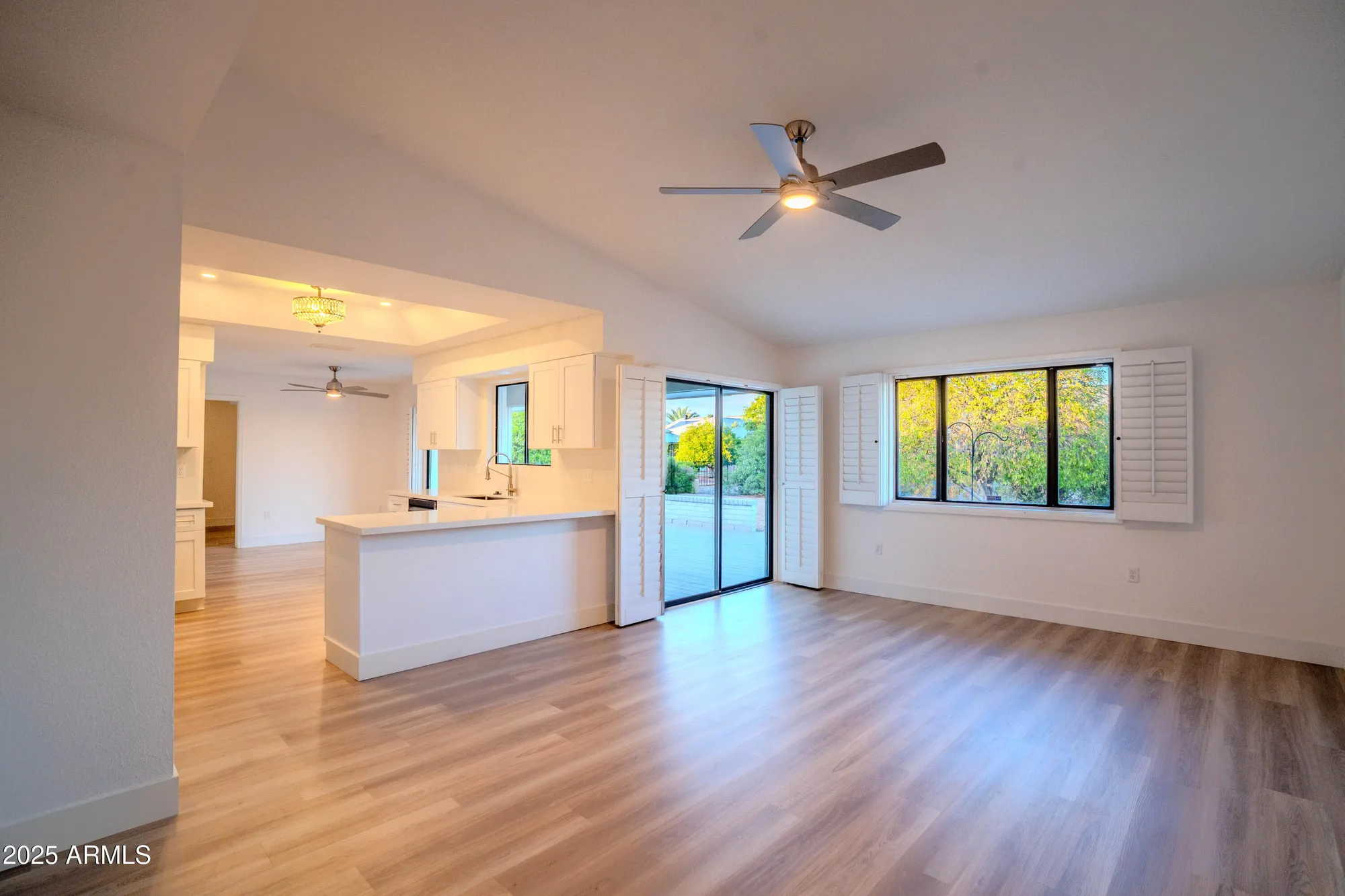 Property Slideshow image 9 of 39 | 12810 w blue bonnet dr, Sun City West, AZ, 85375