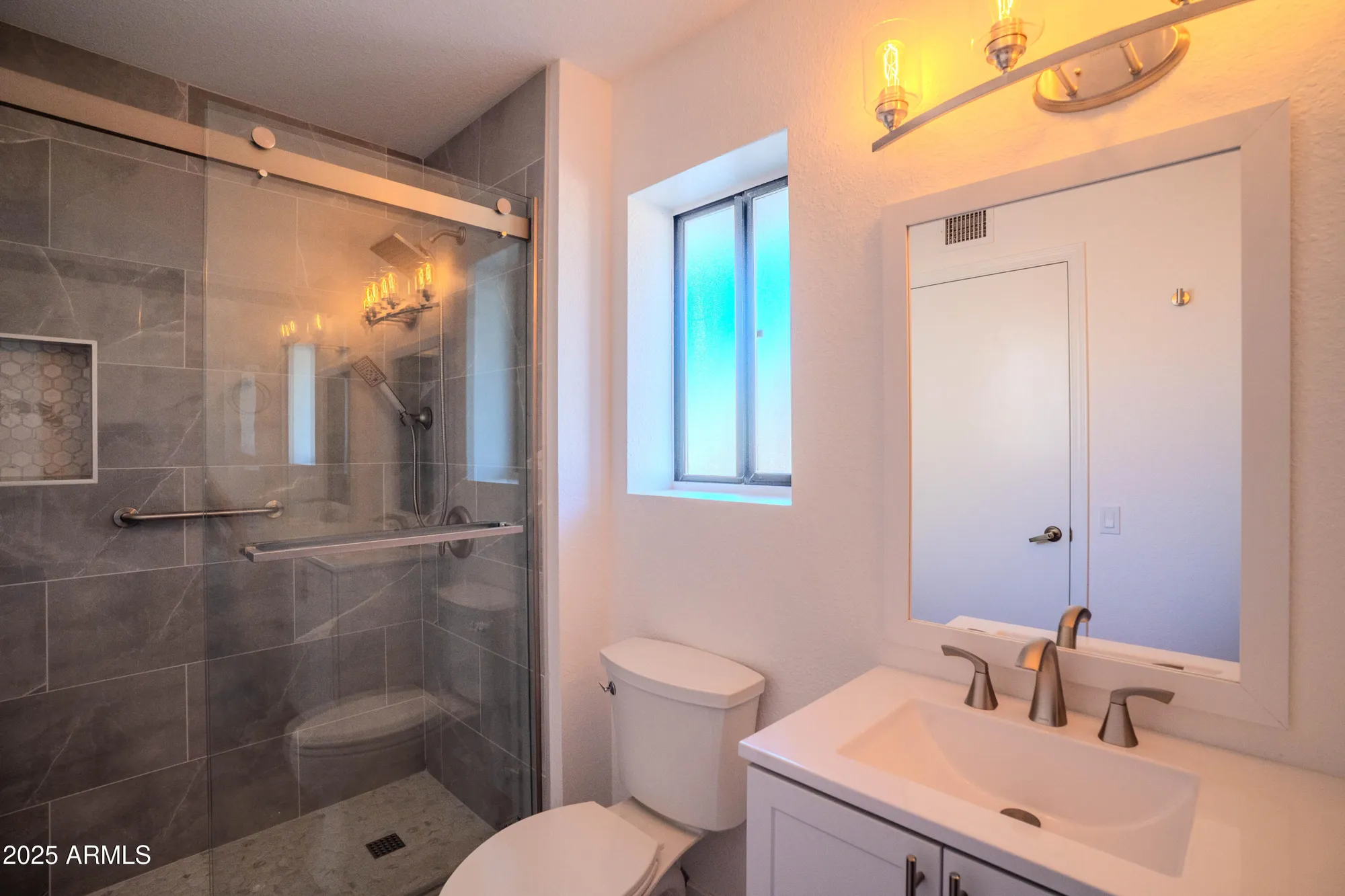 Property Slideshow image 32 of 39 | 12810 w blue bonnet dr, Sun City West, AZ, 85375