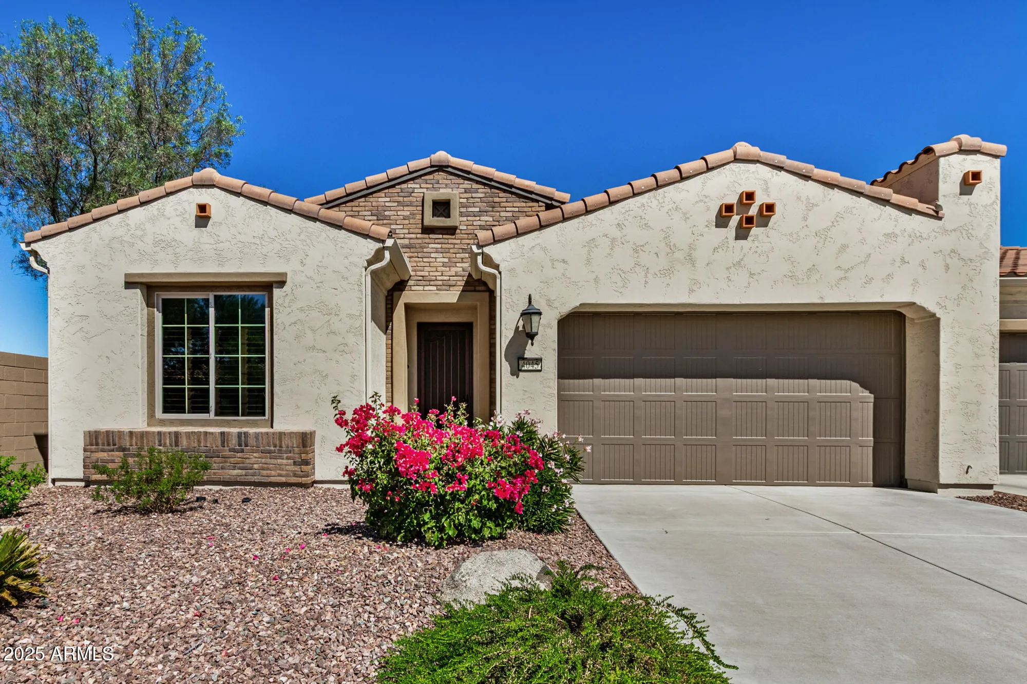 Property Slideshow image 2 of 52 | 4045 n 163rd dr, Goodyear, AZ, 85395