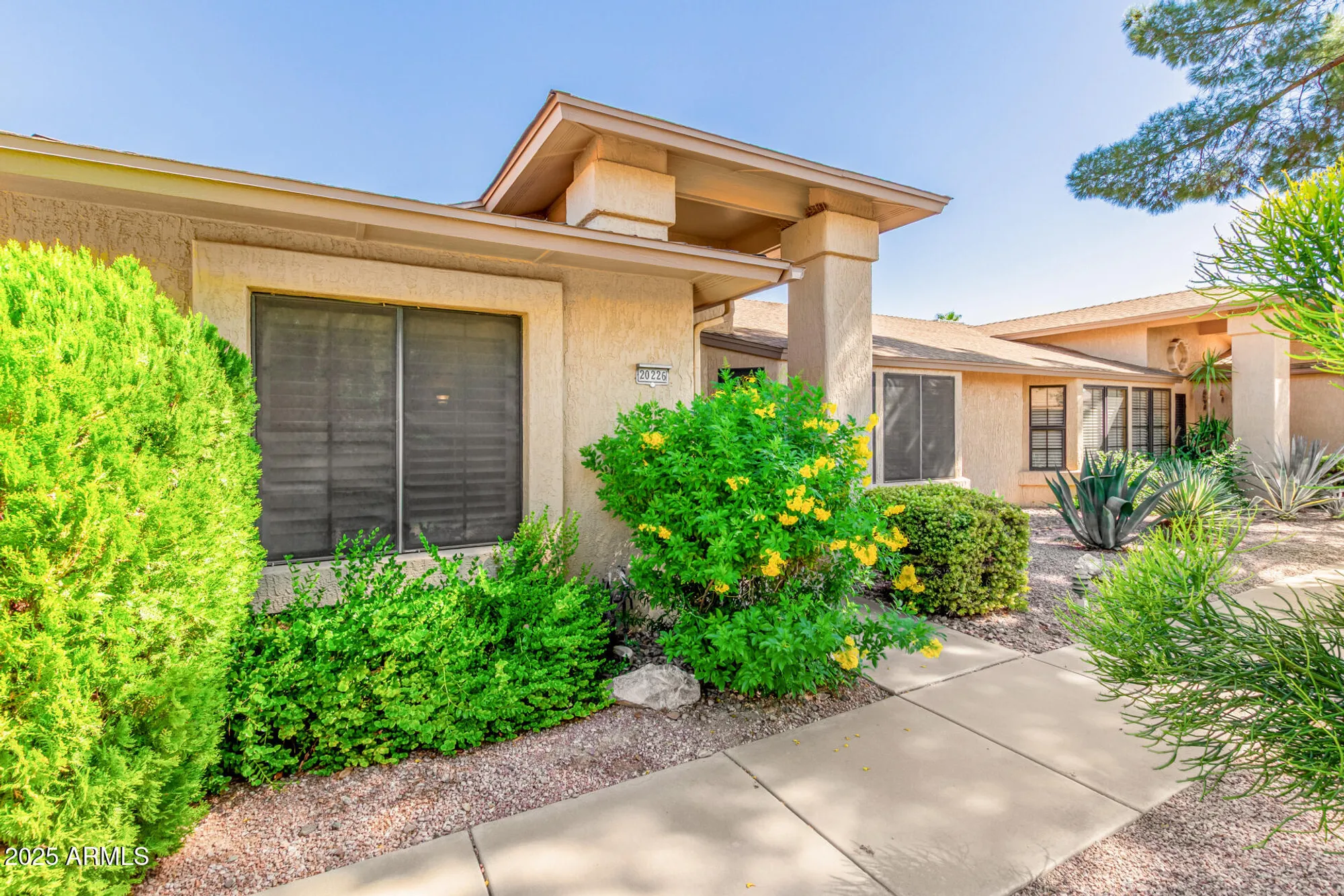 Property Slideshow image 2 of 26 | 20226 n broken arrow dr, Sun City West, AZ, 85375