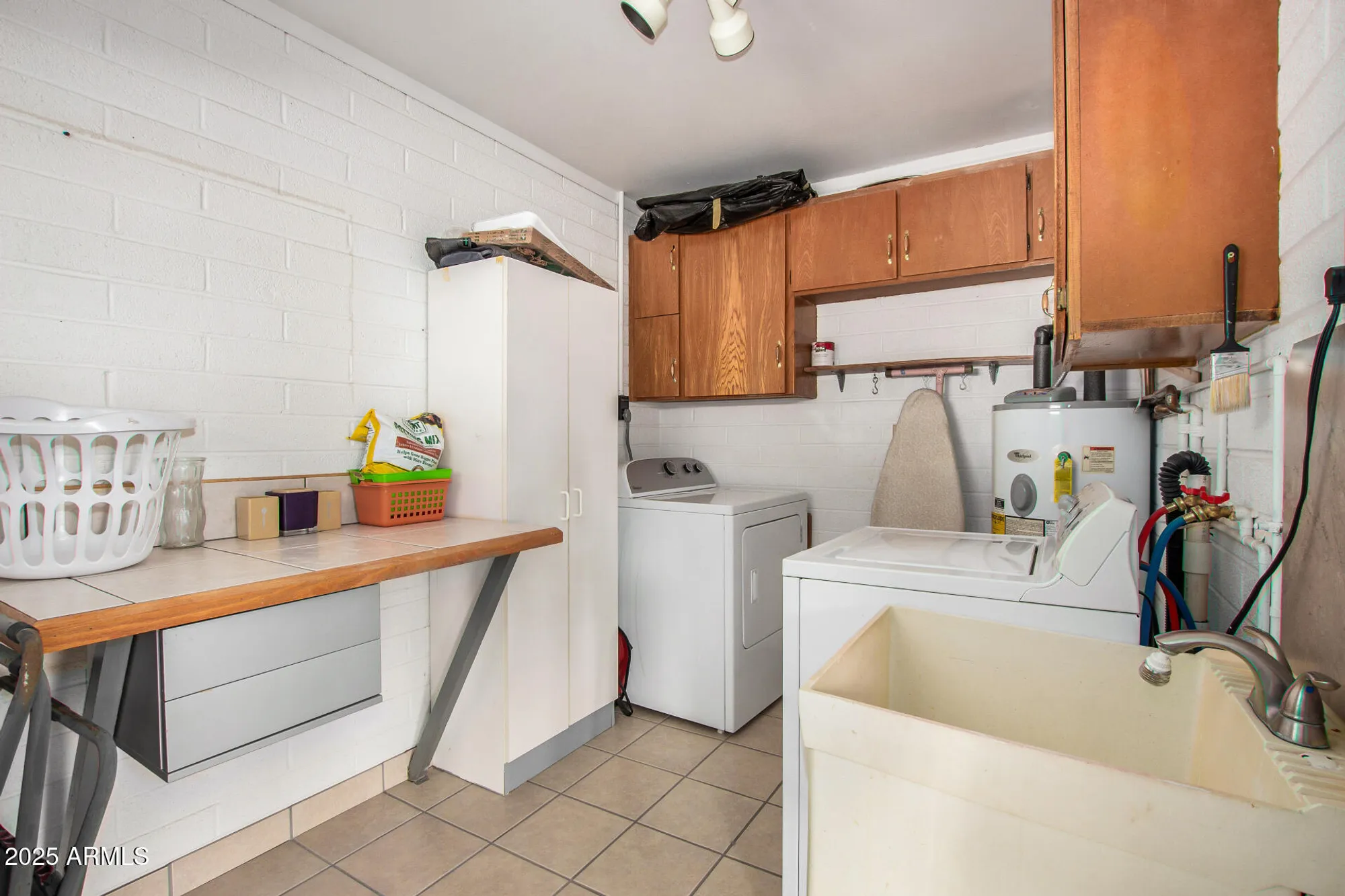 Property Slideshow image 20 of 37 | 507 n 55th pl, Mesa, AZ, 85205