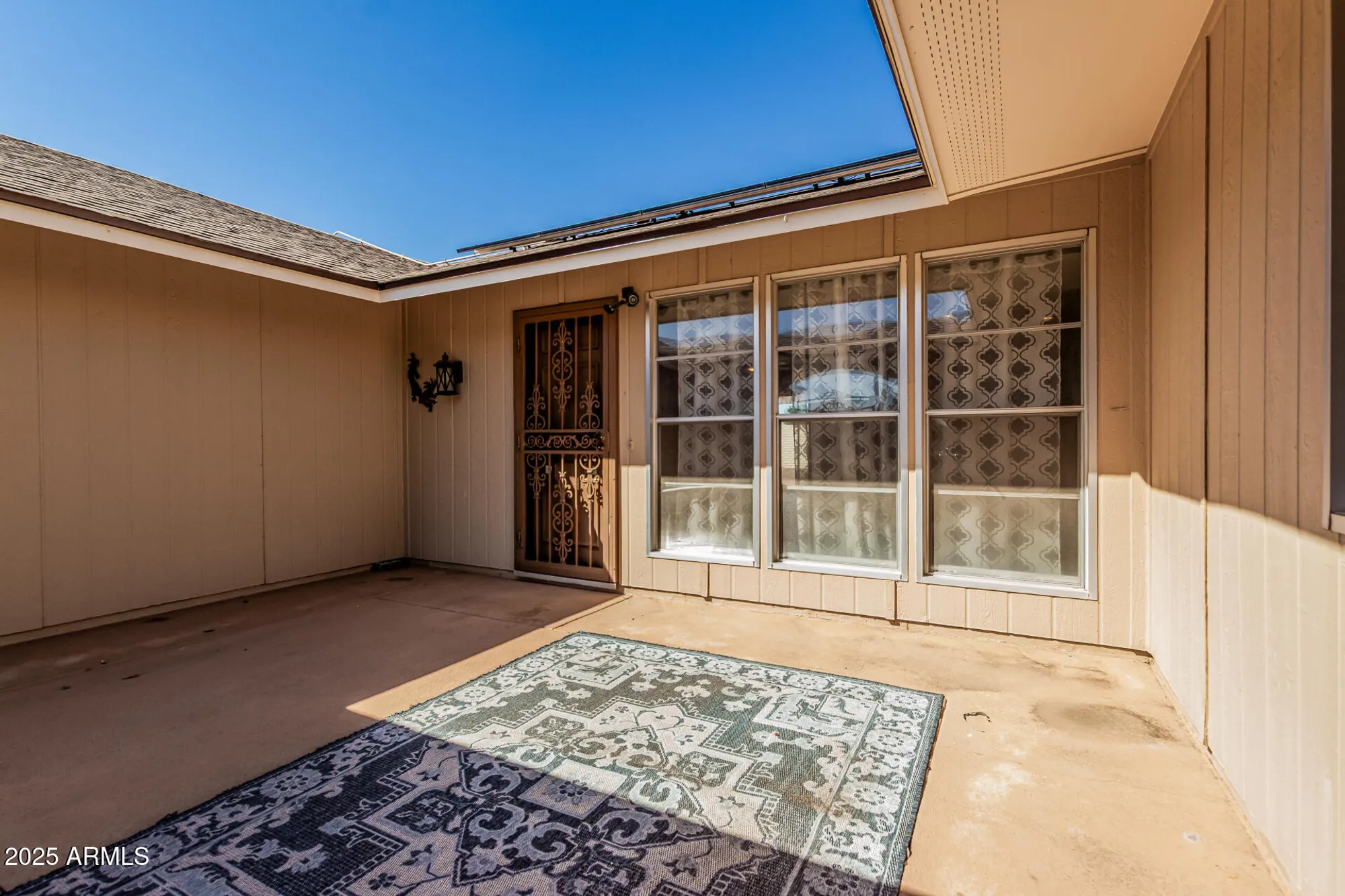 Property Slideshow image 9 of 48 | 9870 w comstock ct, Sun City, AZ, 85373