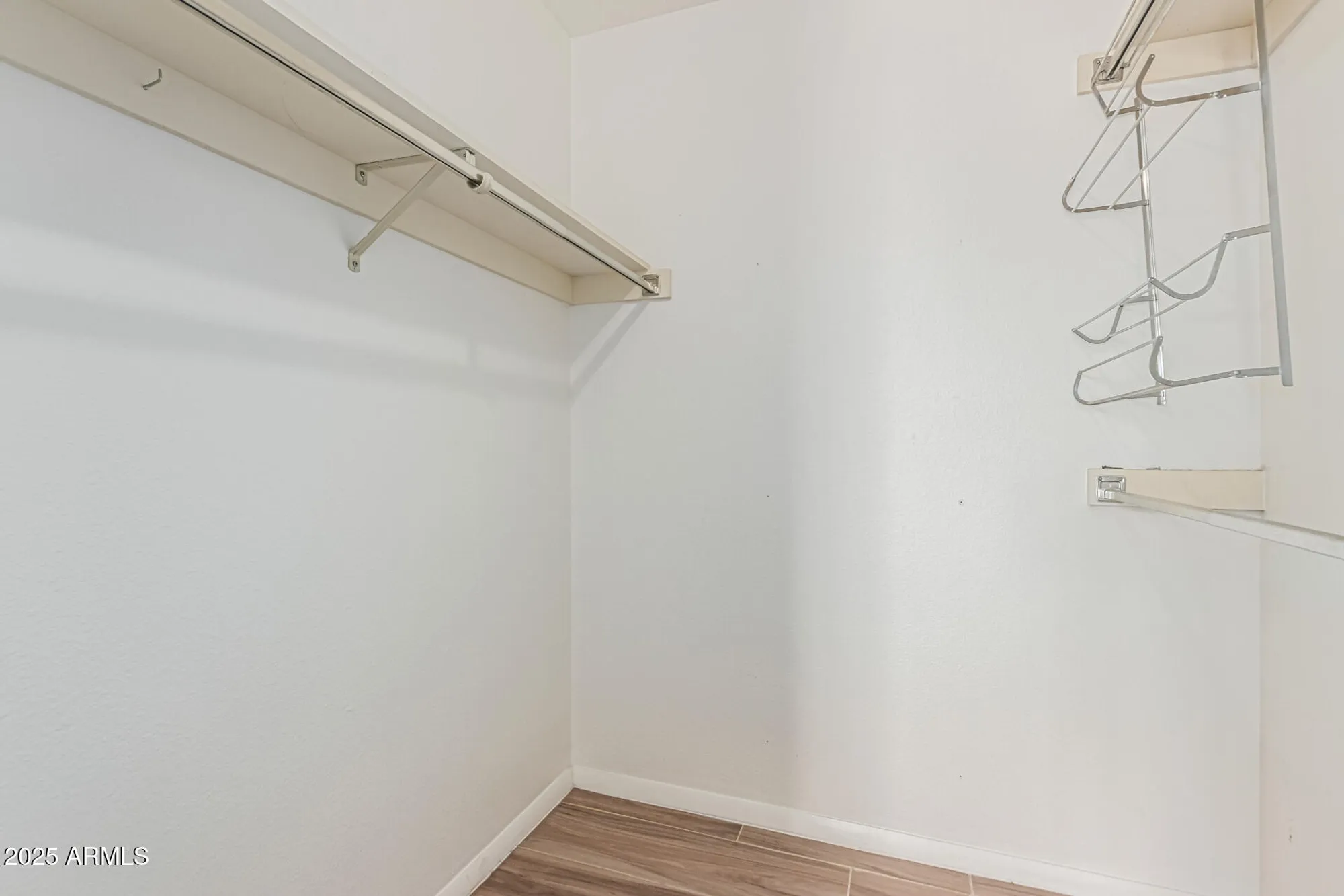 Property Slideshow image 24 of 48 | 9870 w comstock ct, Sun City, AZ, 85373