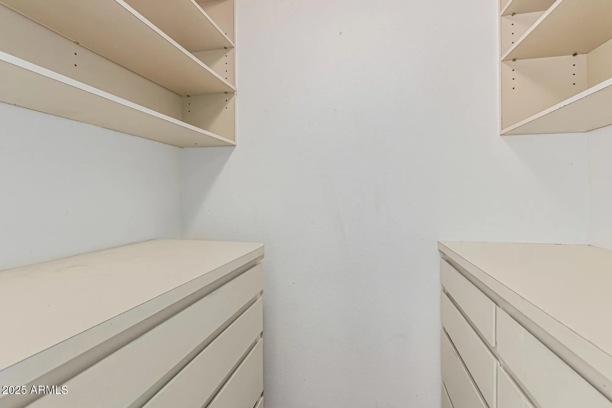 Property Slideshow image 27 of 48 | 9870 w comstock ct, Sun City, AZ, 85373