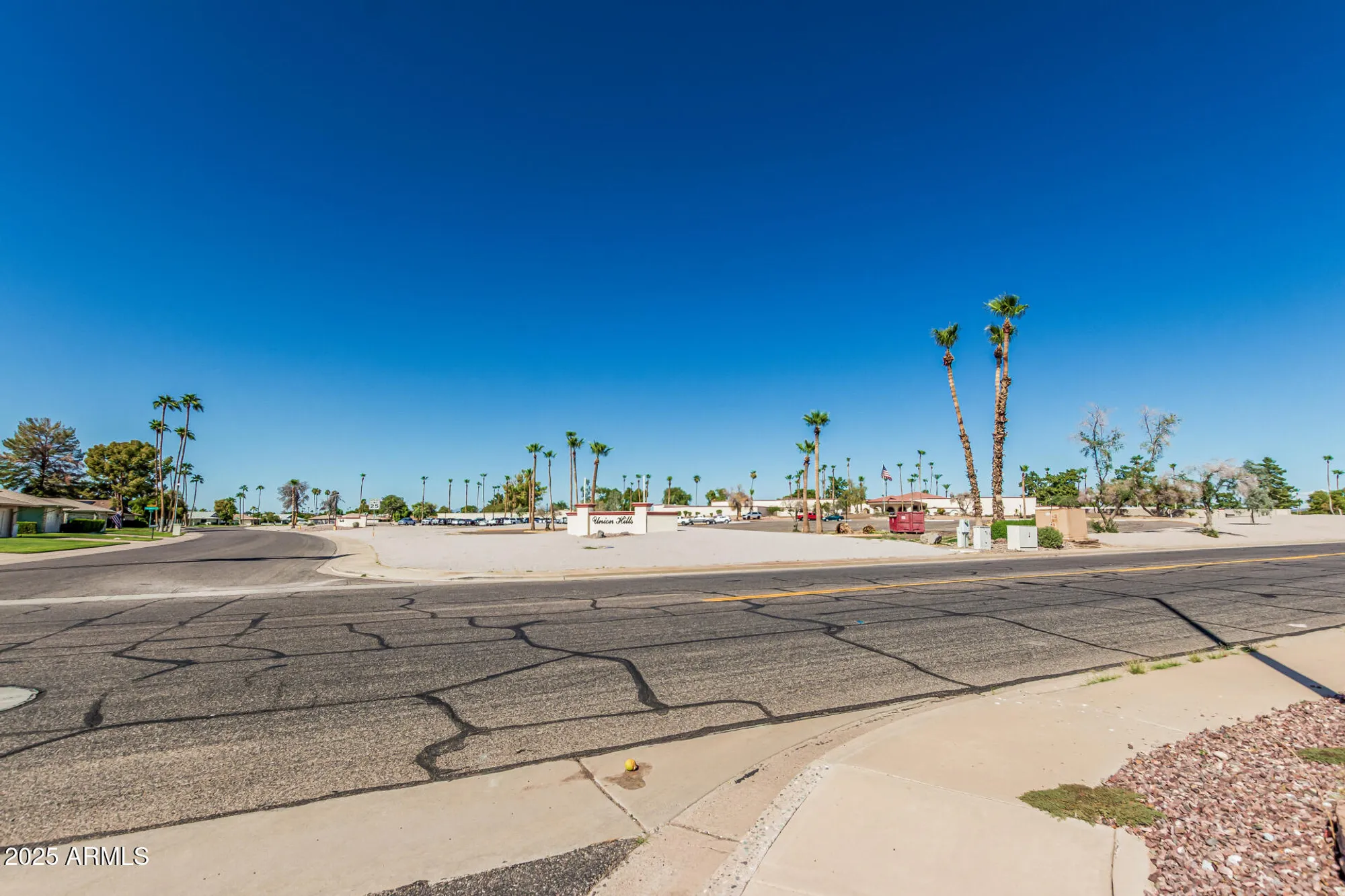 Property Slideshow image 40 of 48 | 9870 w comstock ct, Sun City, AZ, 85373