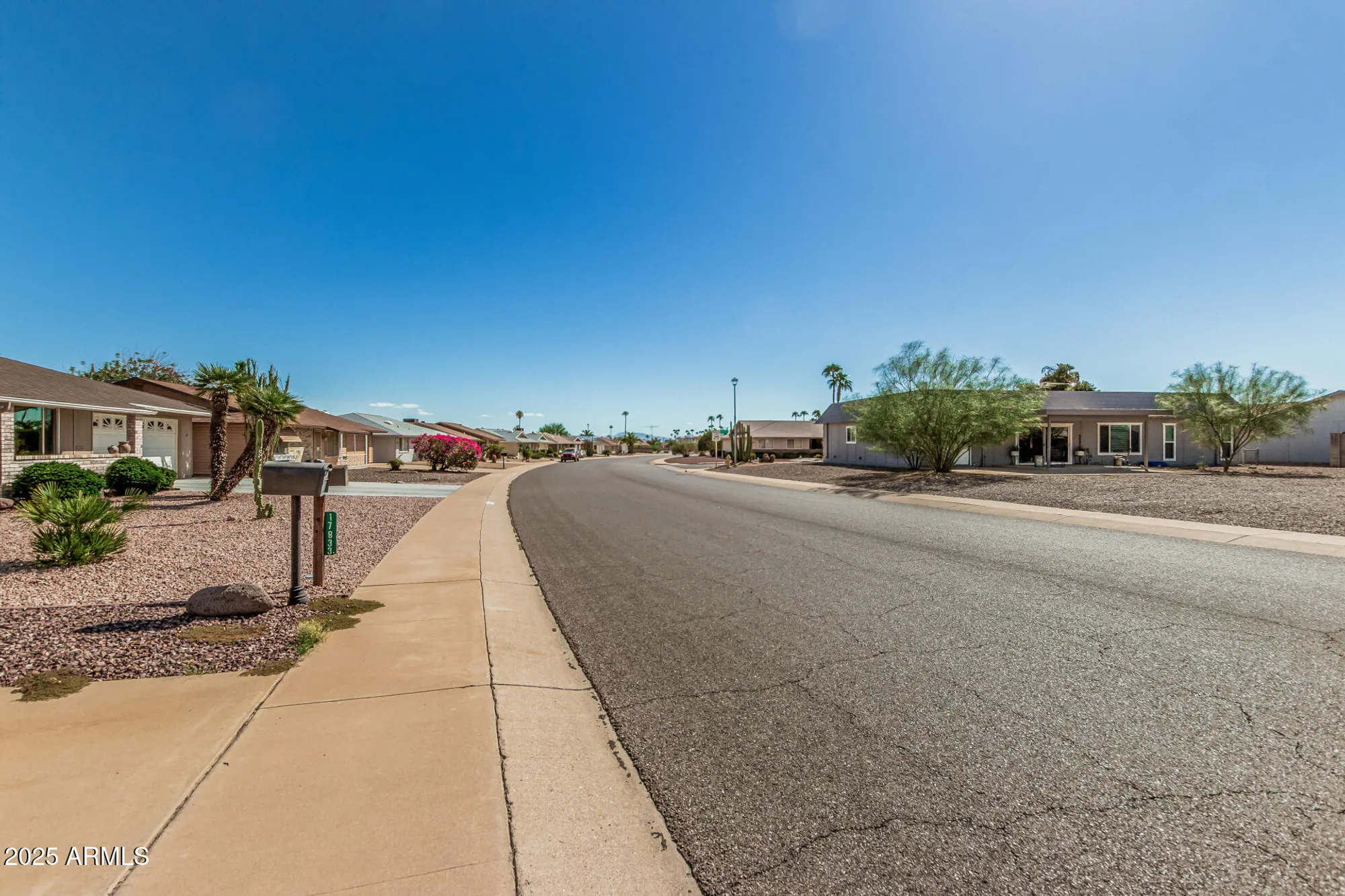 Property Slideshow image 43 of 48 | 9870 w comstock ct, Sun City, AZ, 85373