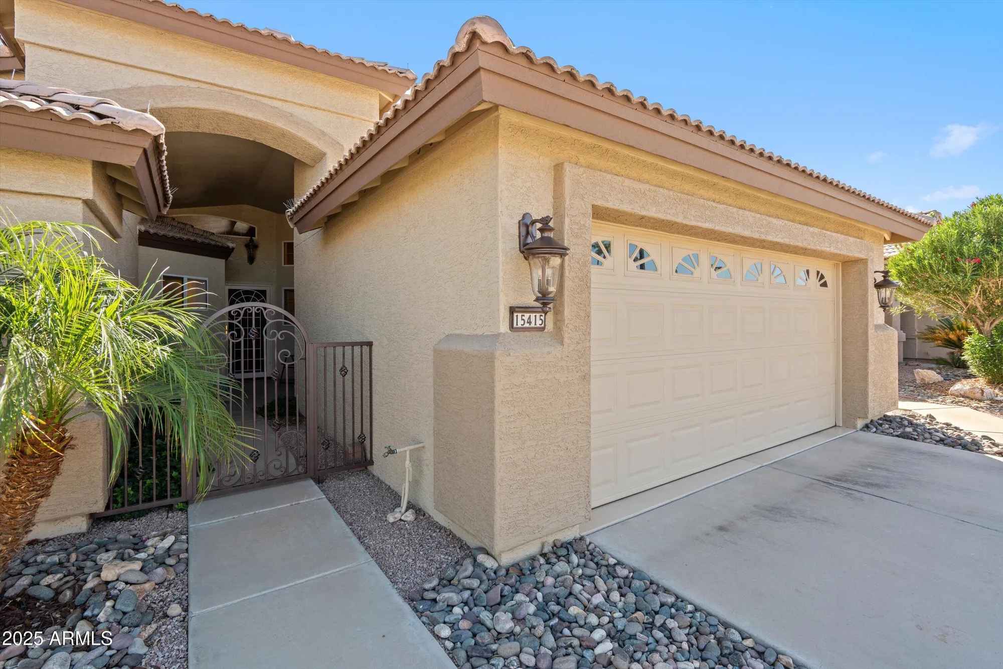 Property Slideshow image 5 of 35 | 15415 w merrell st, Goodyear, AZ, 85395