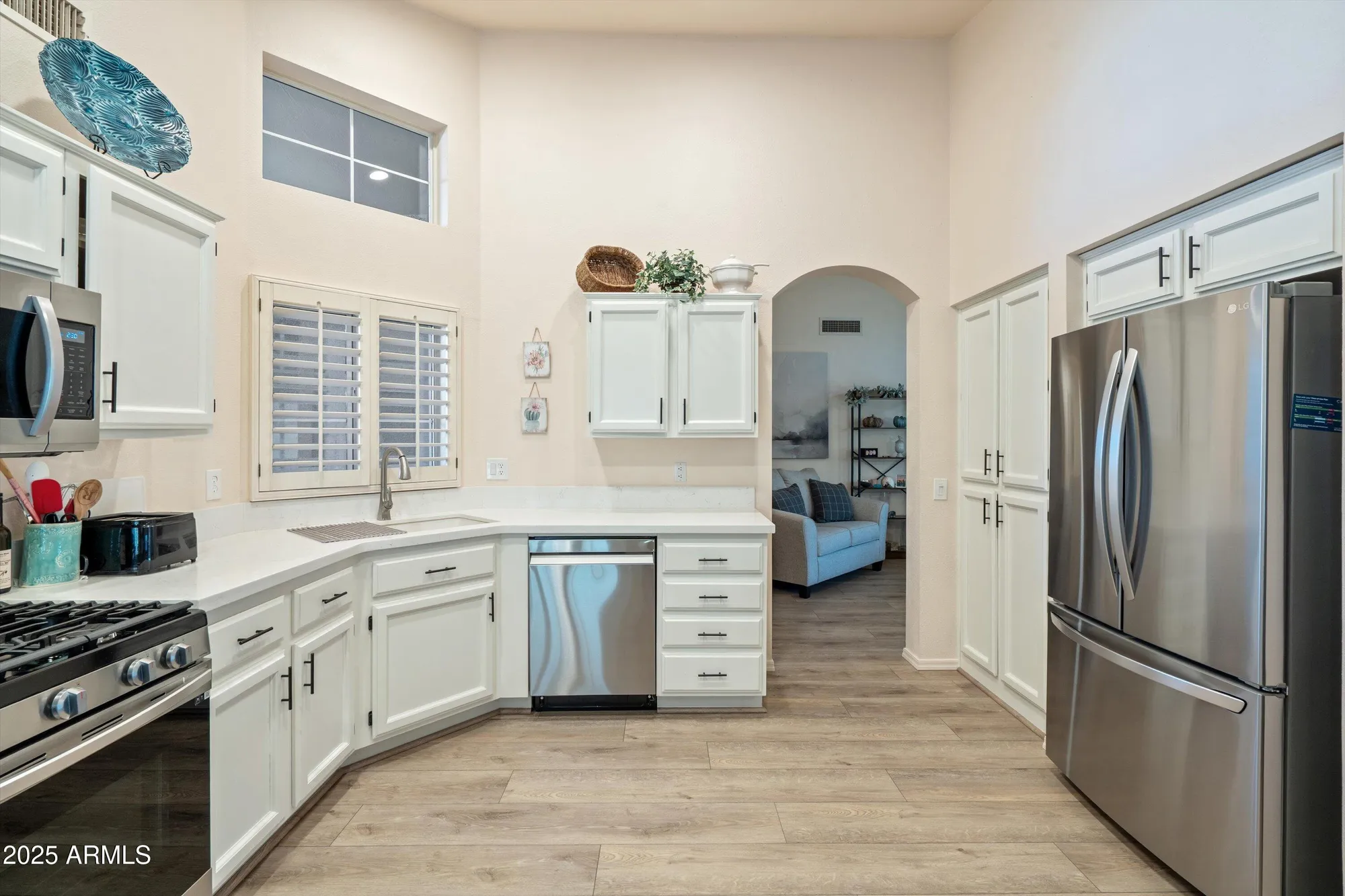 Property Slideshow image 12 of 35 | 15415 w merrell st, Goodyear, AZ, 85395