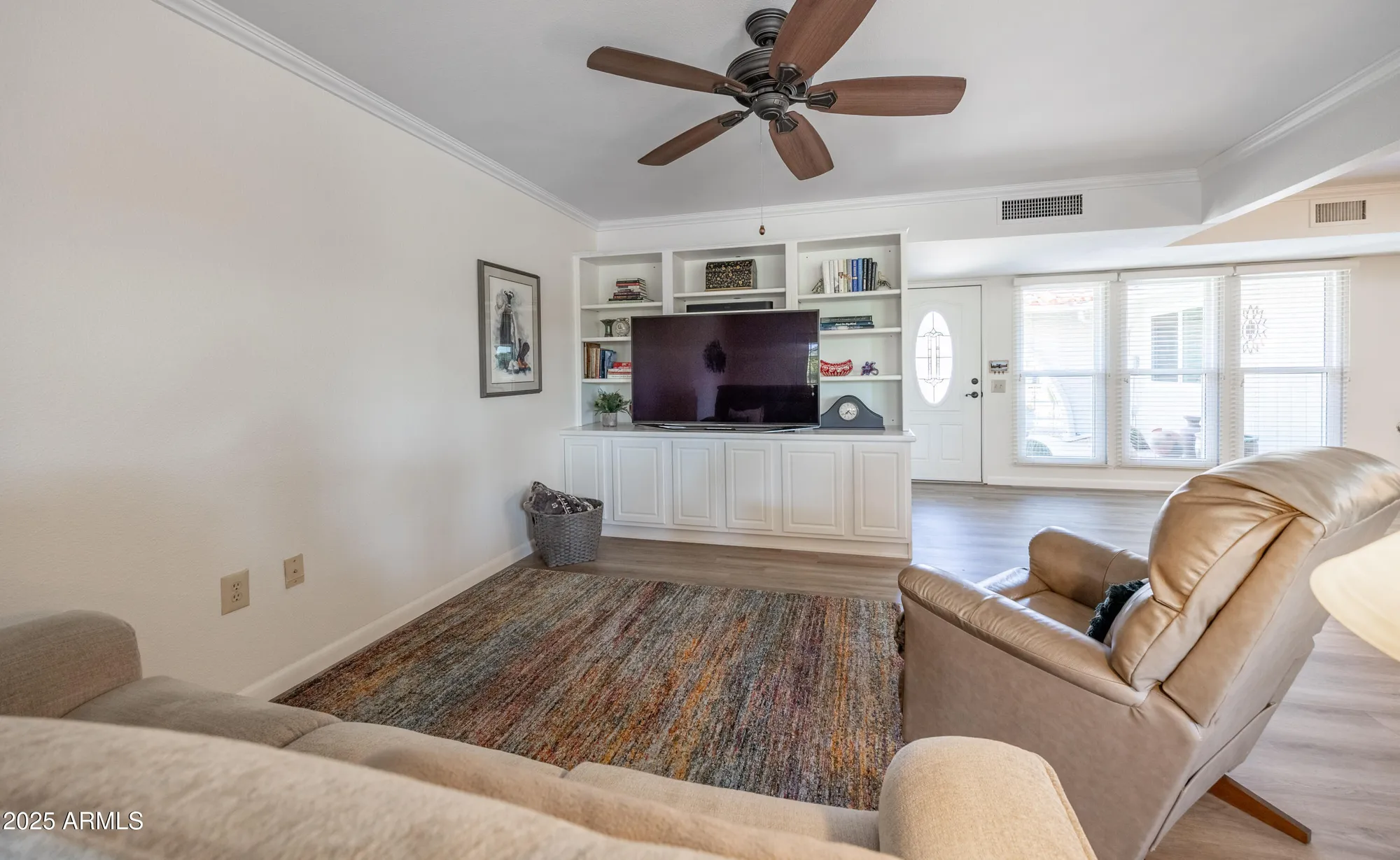 Property Slideshow image 10 of 31 | 9703 w lindgren ave, Sun City, AZ, 85373