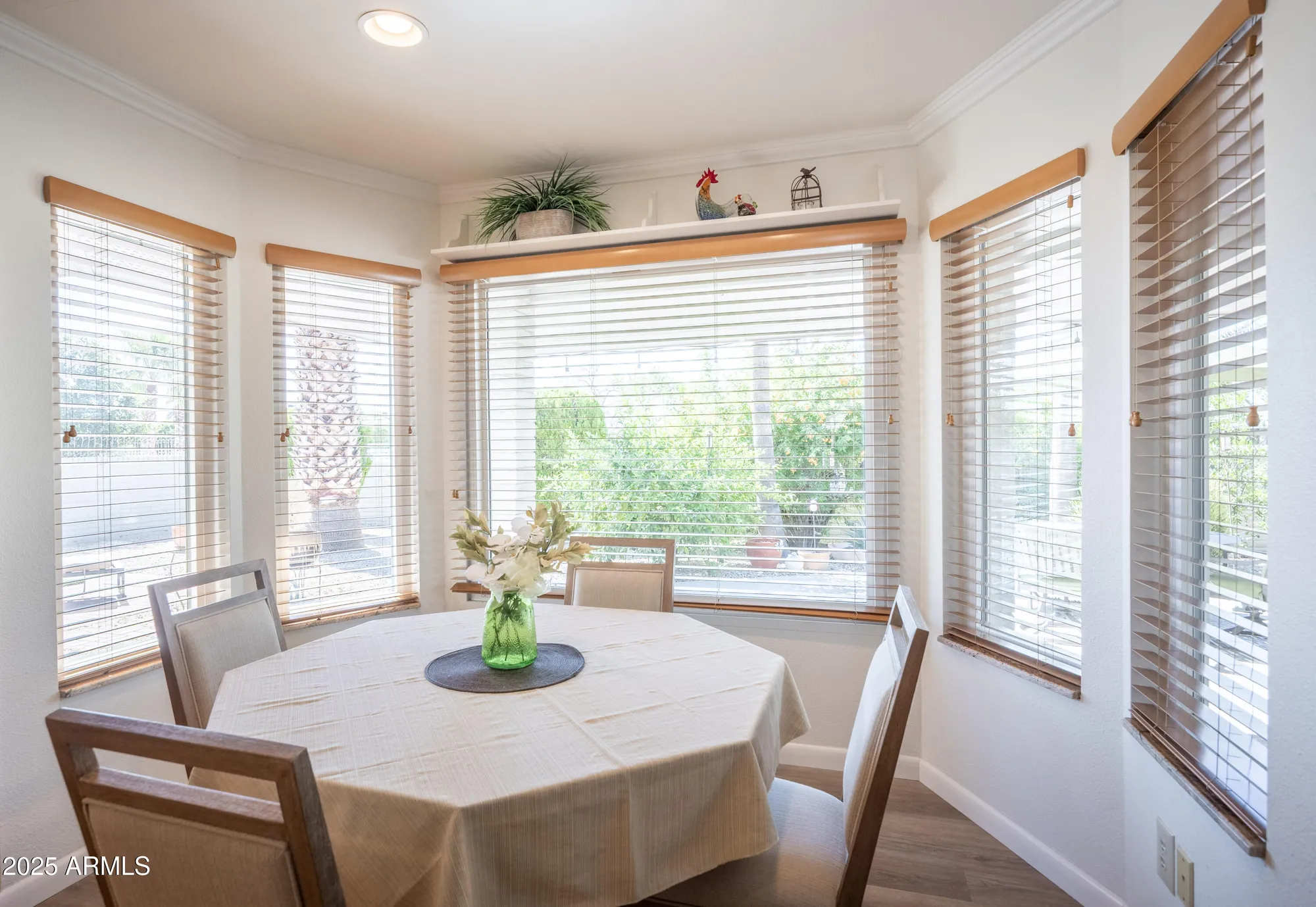 Property Slideshow image 9 of 31 | 9703 w lindgren ave, Sun City, AZ, 85373