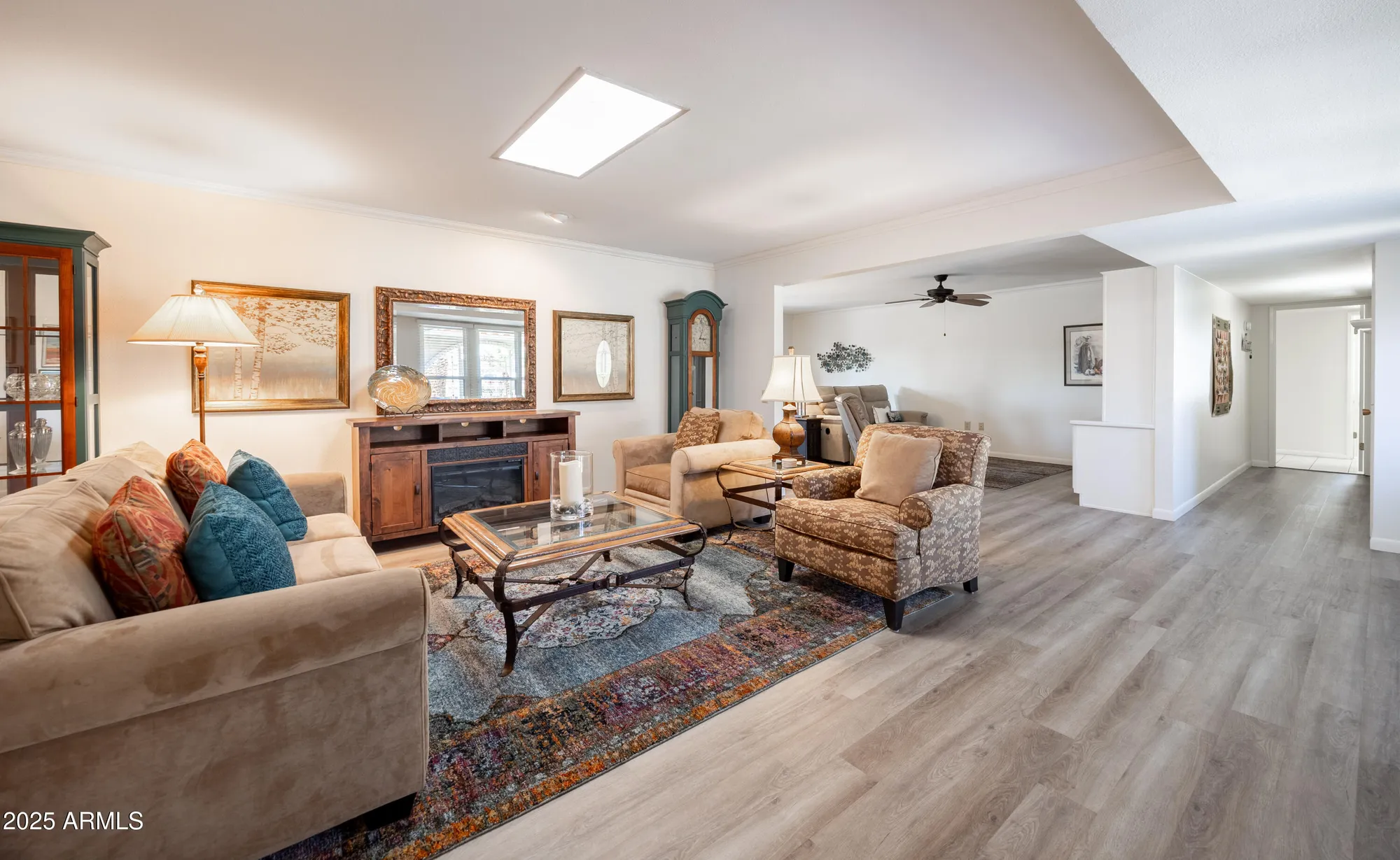 Property Slideshow image 13 of 31 | 9703 w lindgren ave, Sun City, AZ, 85373