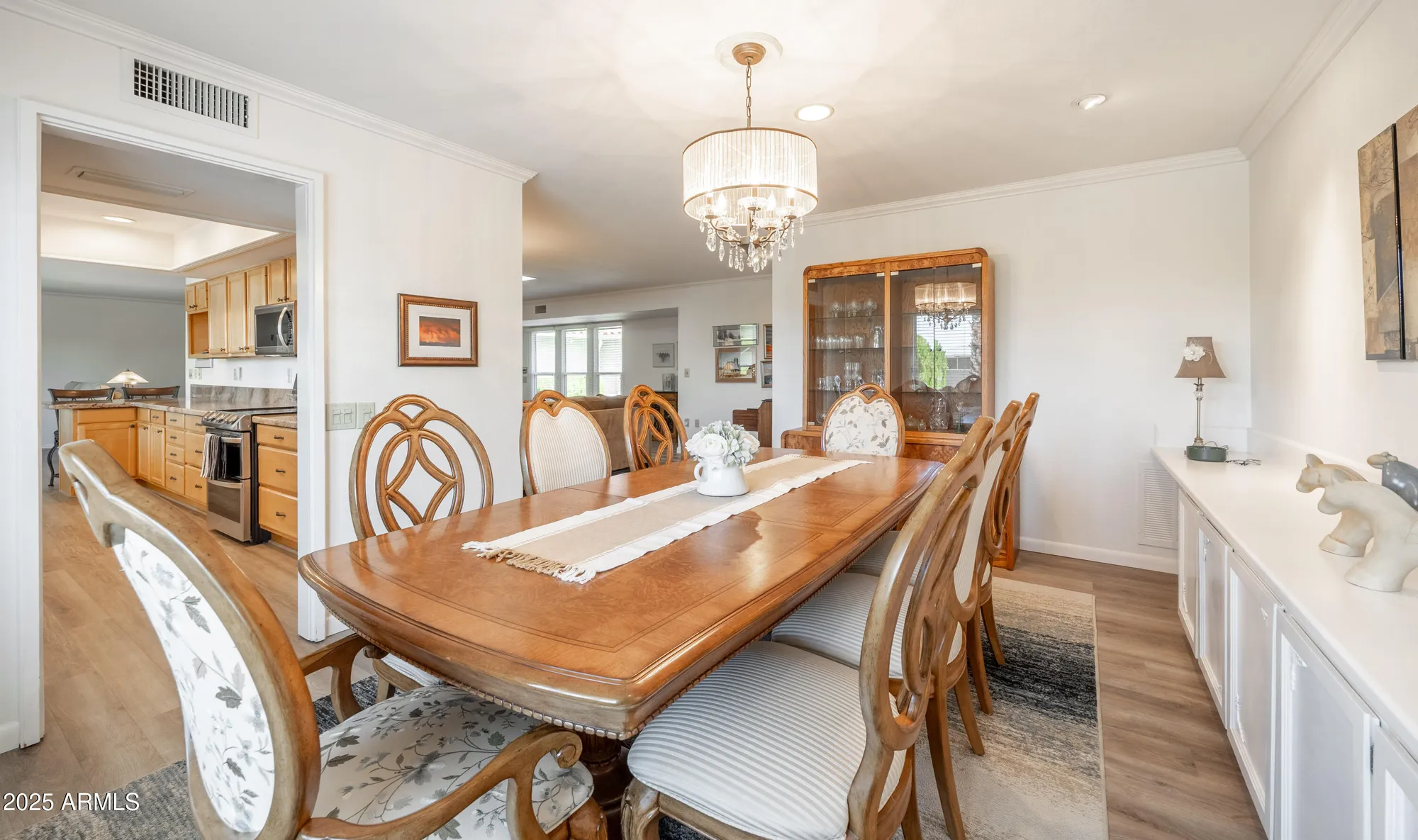 Property Slideshow image 16 of 31 | 9703 w lindgren ave, Sun City, AZ, 85373