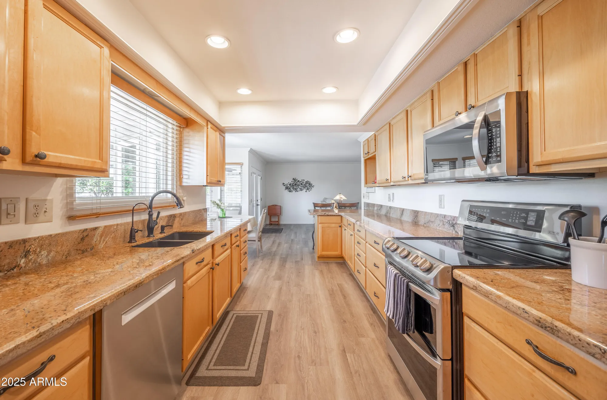 Property Slideshow image 5 of 31 | 9703 w lindgren ave, Sun City, AZ, 85373