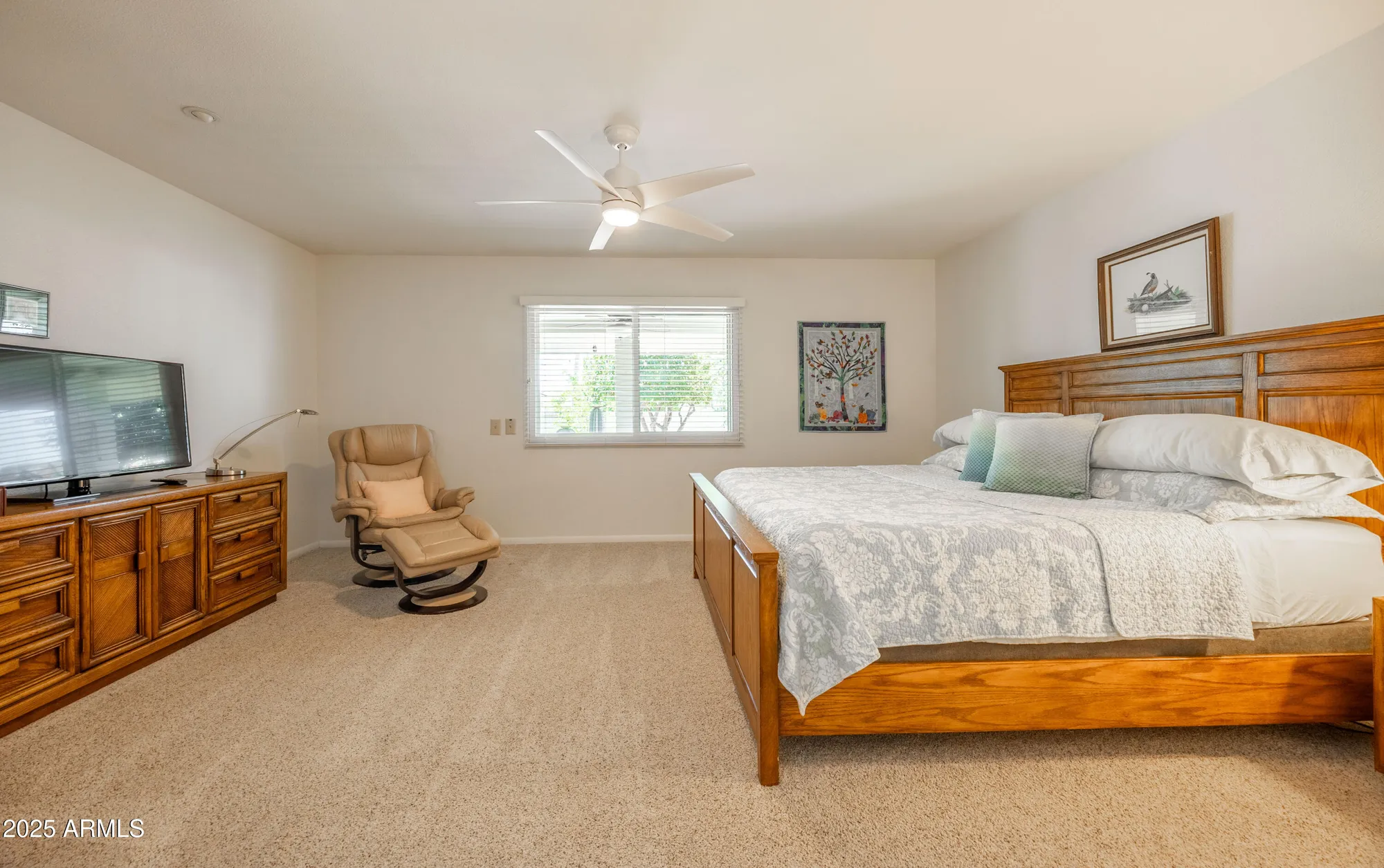 Property Slideshow image 18 of 31 | 9703 w lindgren ave, Sun City, AZ, 85373