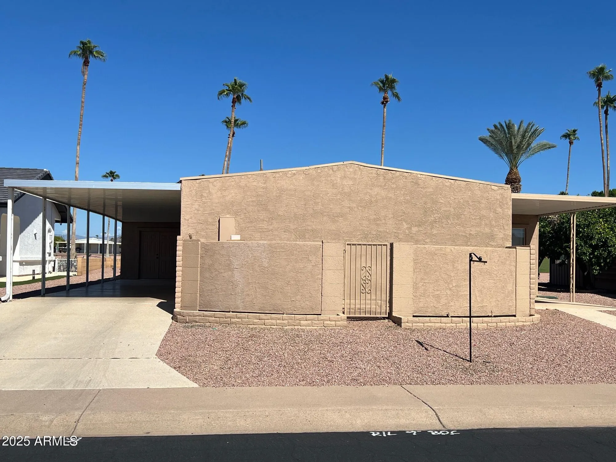 Property Slideshow image 25 of 27 | 2129 n rosburg dr, Mesa, AZ, 85215