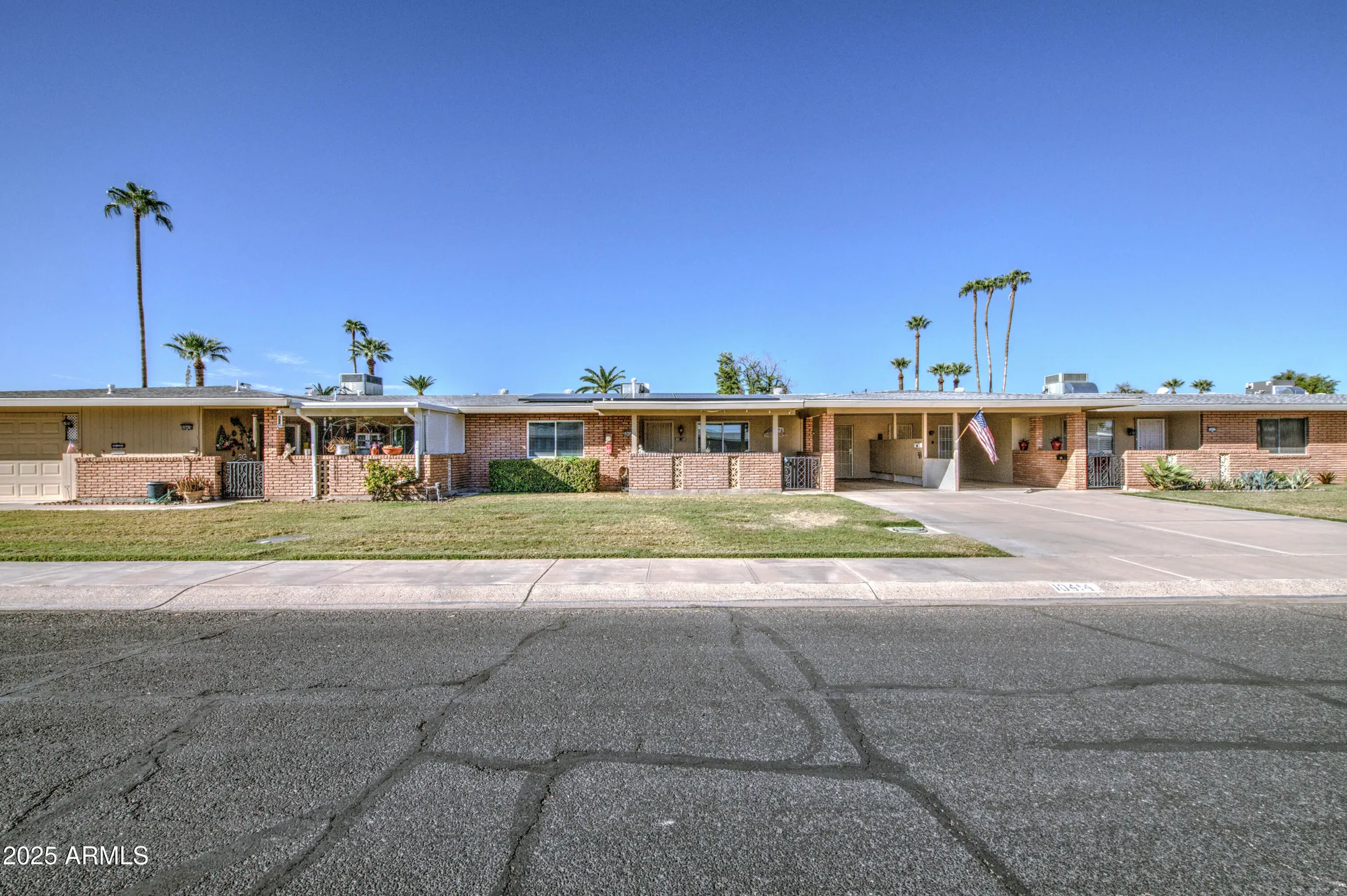 Property Slideshow image 2 of 38 | 10414 w audrey dr, Sun City, AZ, 85351