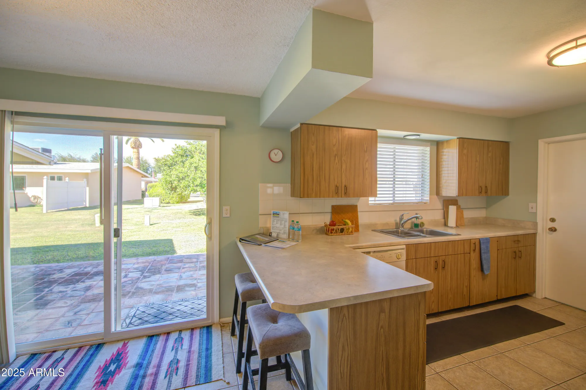 Property Slideshow image 16 of 38 | 10414 w audrey dr, Sun City, AZ, 85351