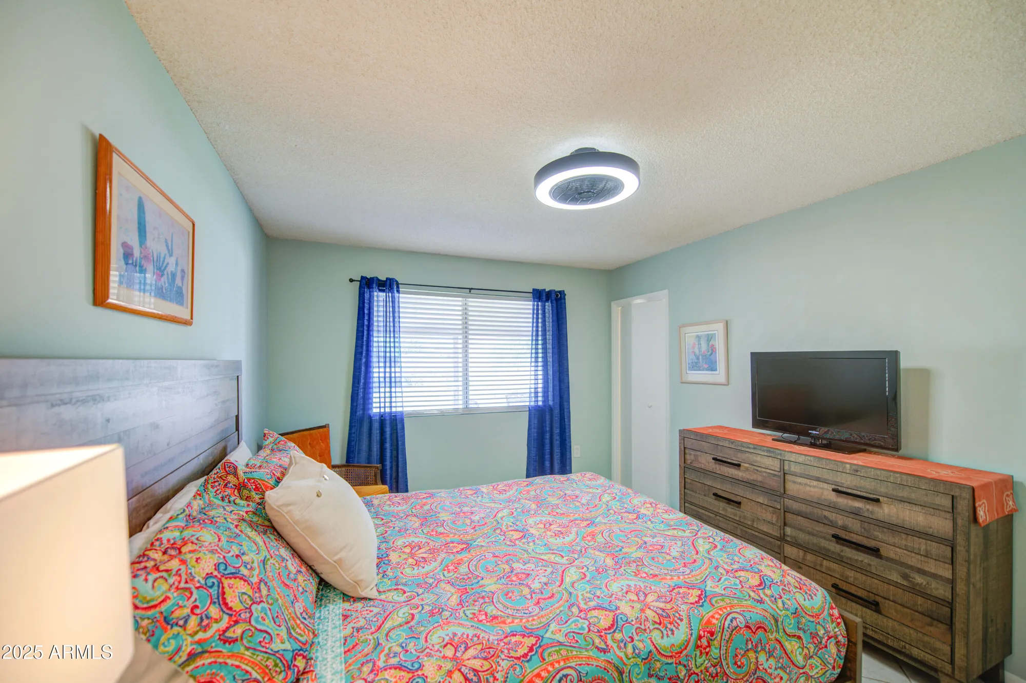 Property Slideshow image 22 of 38 | 10414 w audrey dr, Sun City, AZ, 85351