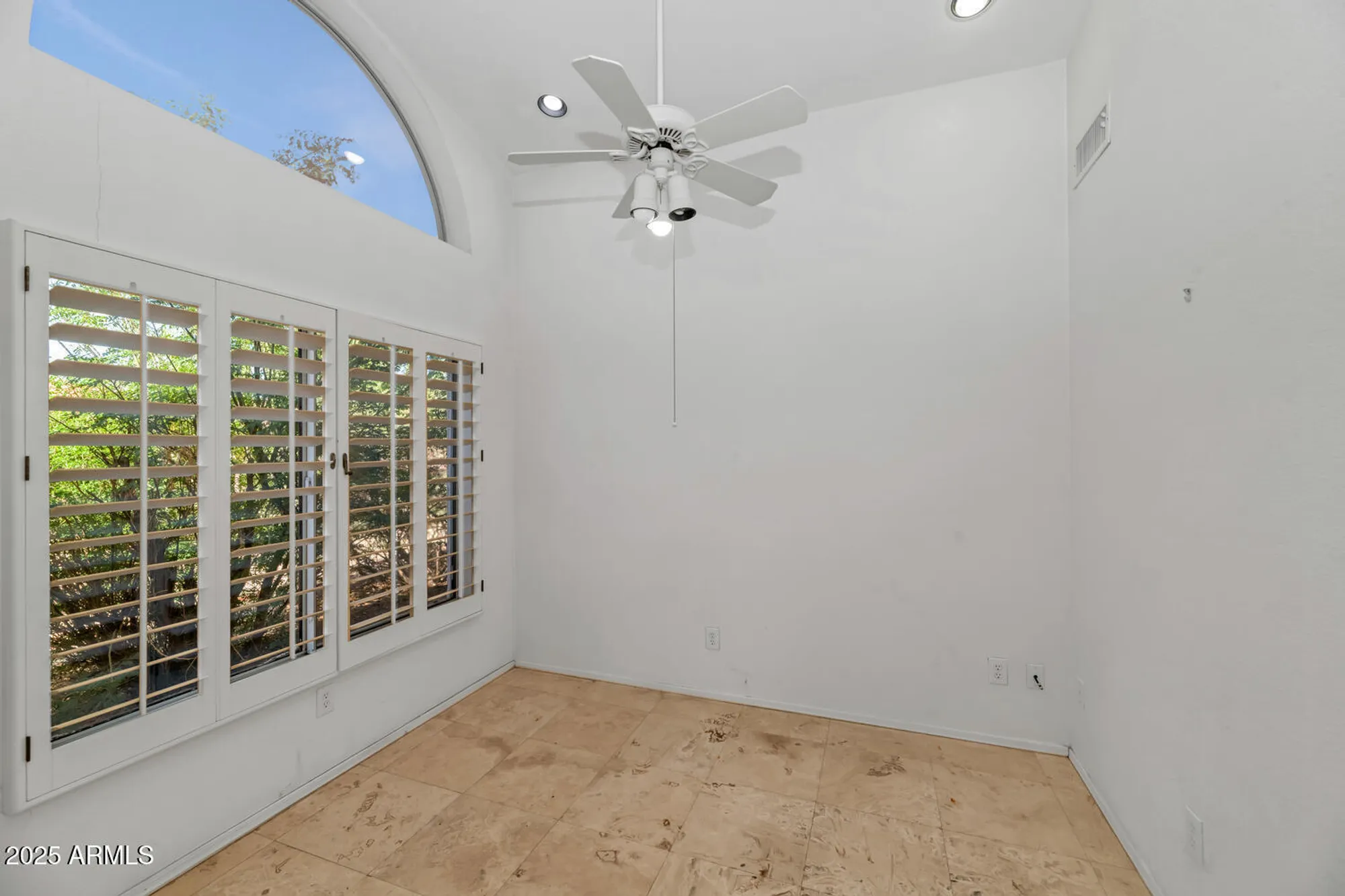 Property Slideshow image 12 of 41 | 10023 e arrowvale dr, Sun Lakes, AZ, 85248