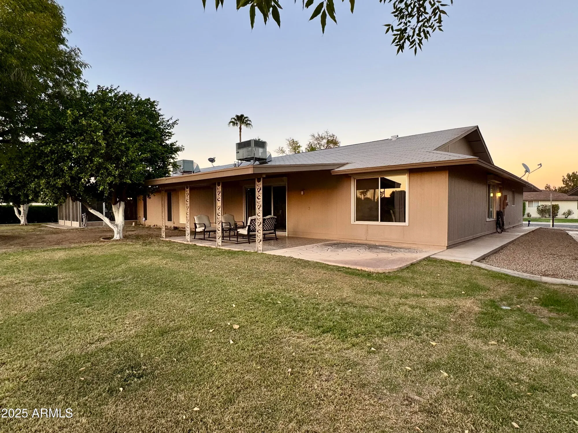 Property Slideshow image 25 of 32 | 18442 n 104th ave, Sun City, AZ, 85373