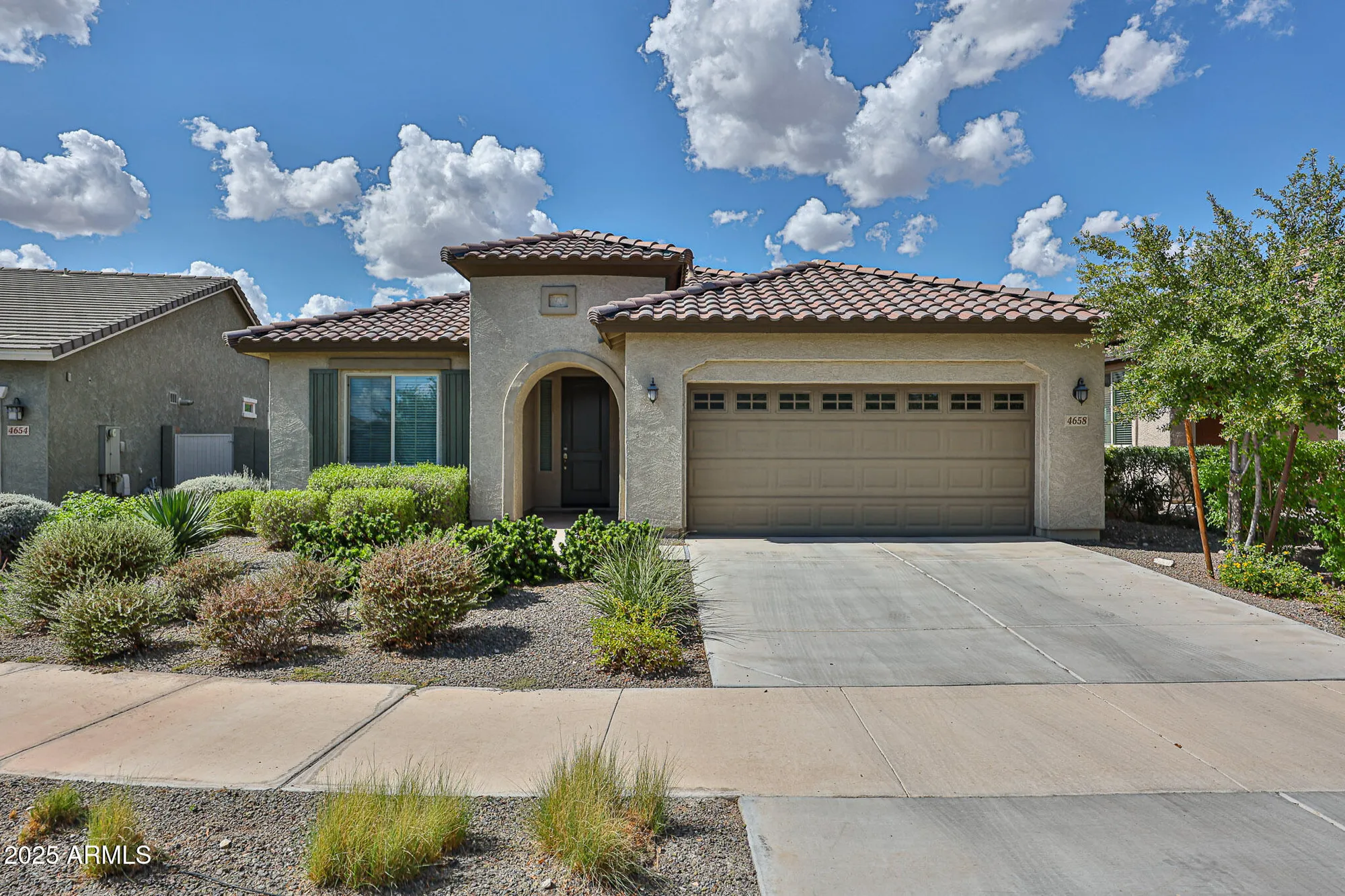 Property Slideshow image 2 of 29 | 4658 n 204th ln, Buckeye, AZ, 85396