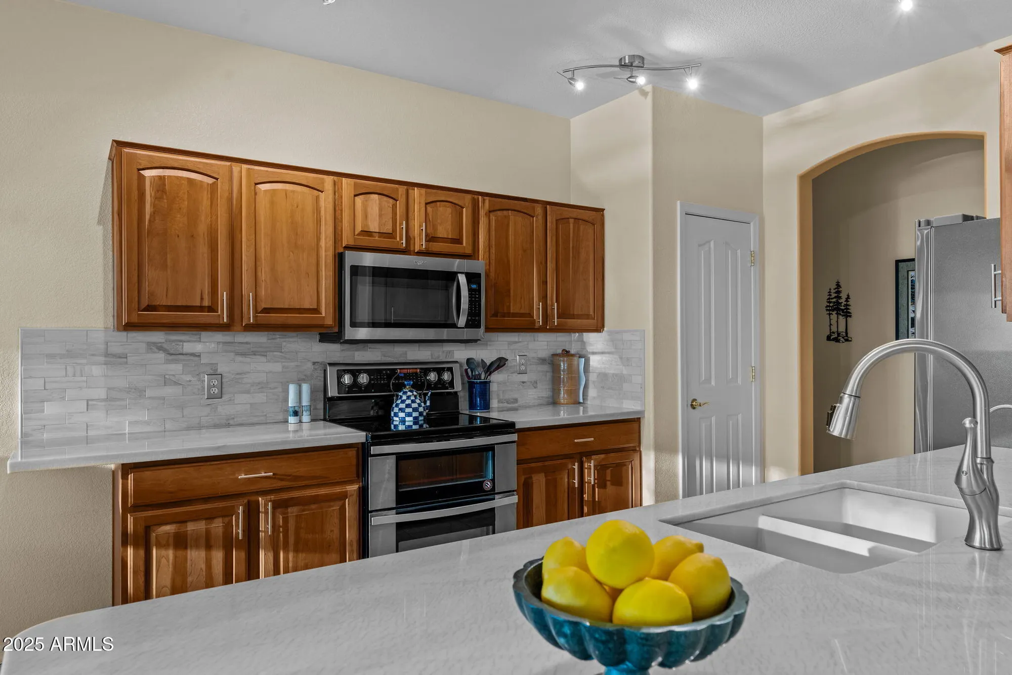 Property Slideshow image 6 of 40 | 6222 s huachuca way, Chandler, AZ, 85249