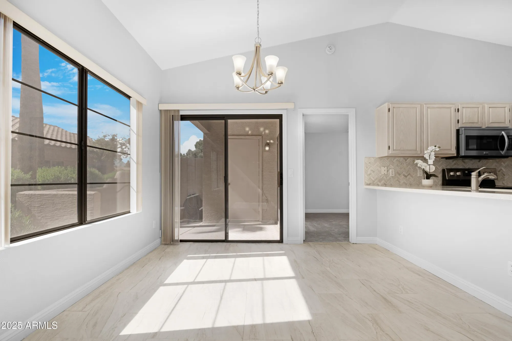 Property Slideshow image 15 of 61 | 14300 w bell rd unit 392, Surprise, AZ, 85374