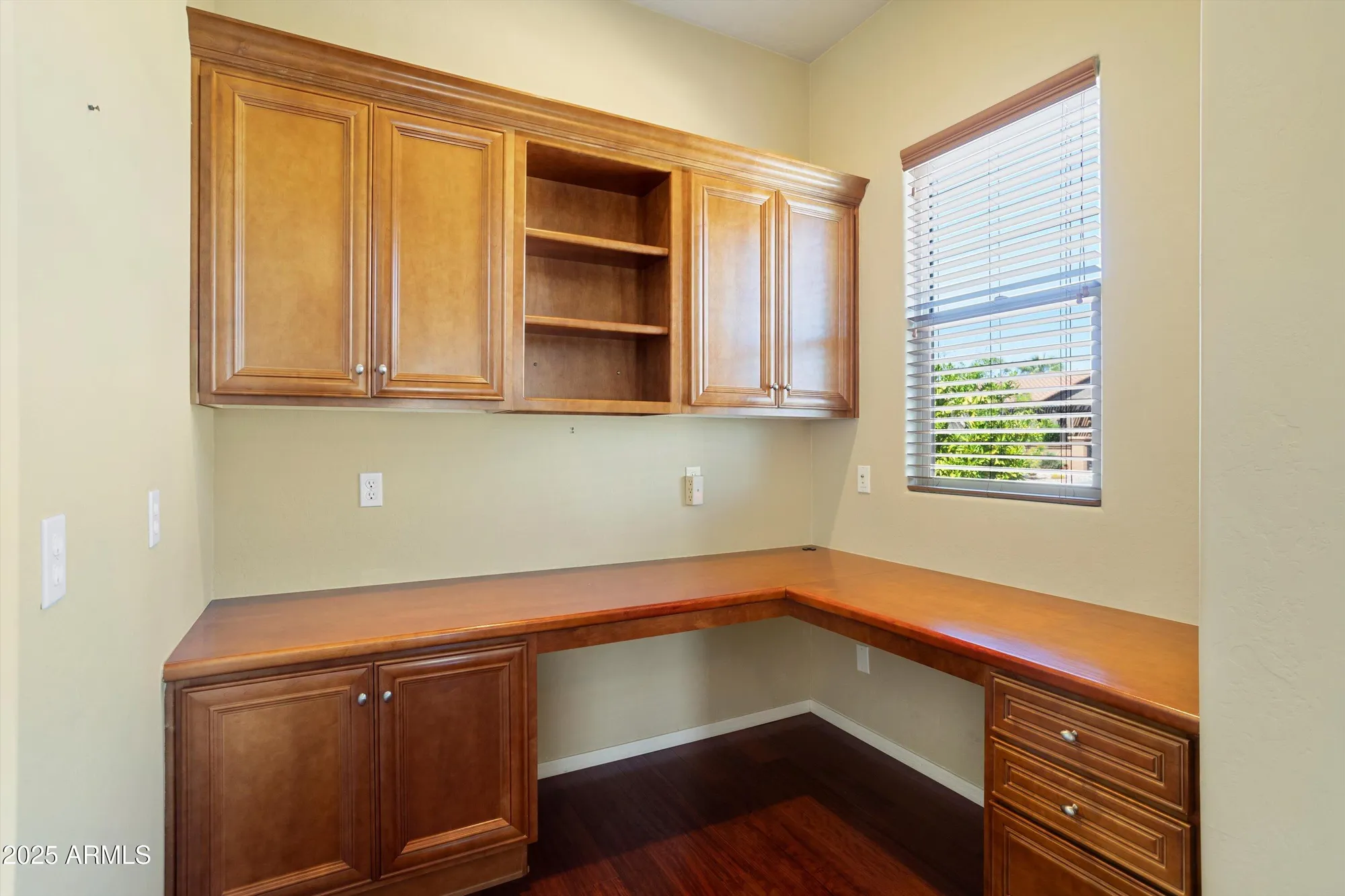 Property Slideshow image 37 of 66 | 26747 n 127th dr, Peoria, AZ, 85383