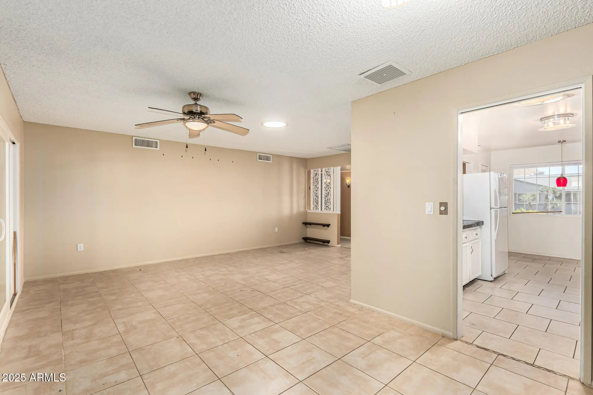 Property Slideshow image 10 of 35 | 15608 n 105th dr, Sun City, AZ, 85351