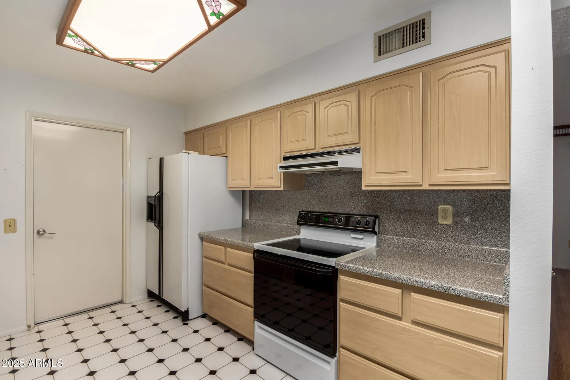 Property Slideshow image 11 of 33 | 11005 w campana dr, Sun City, AZ, 85351