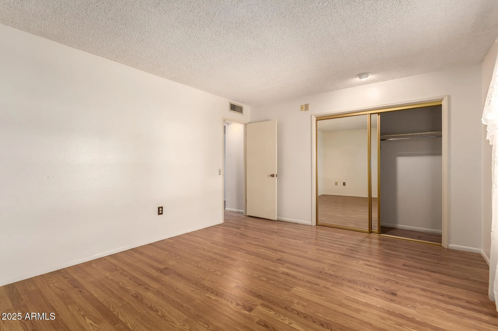 Property Slideshow image 25 of 33 | 11005 w campana dr, Sun City, AZ, 85351