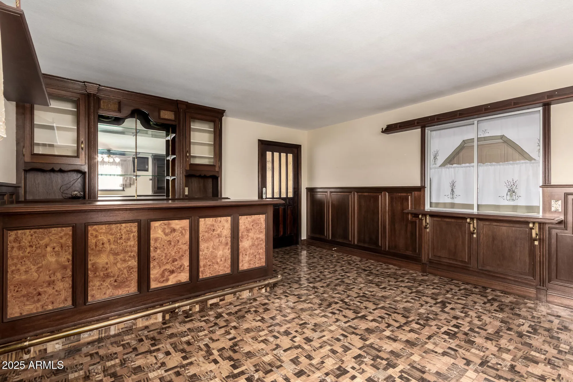 Property Slideshow image 17 of 33 | 11005 w campana dr, Sun City, AZ, 85351