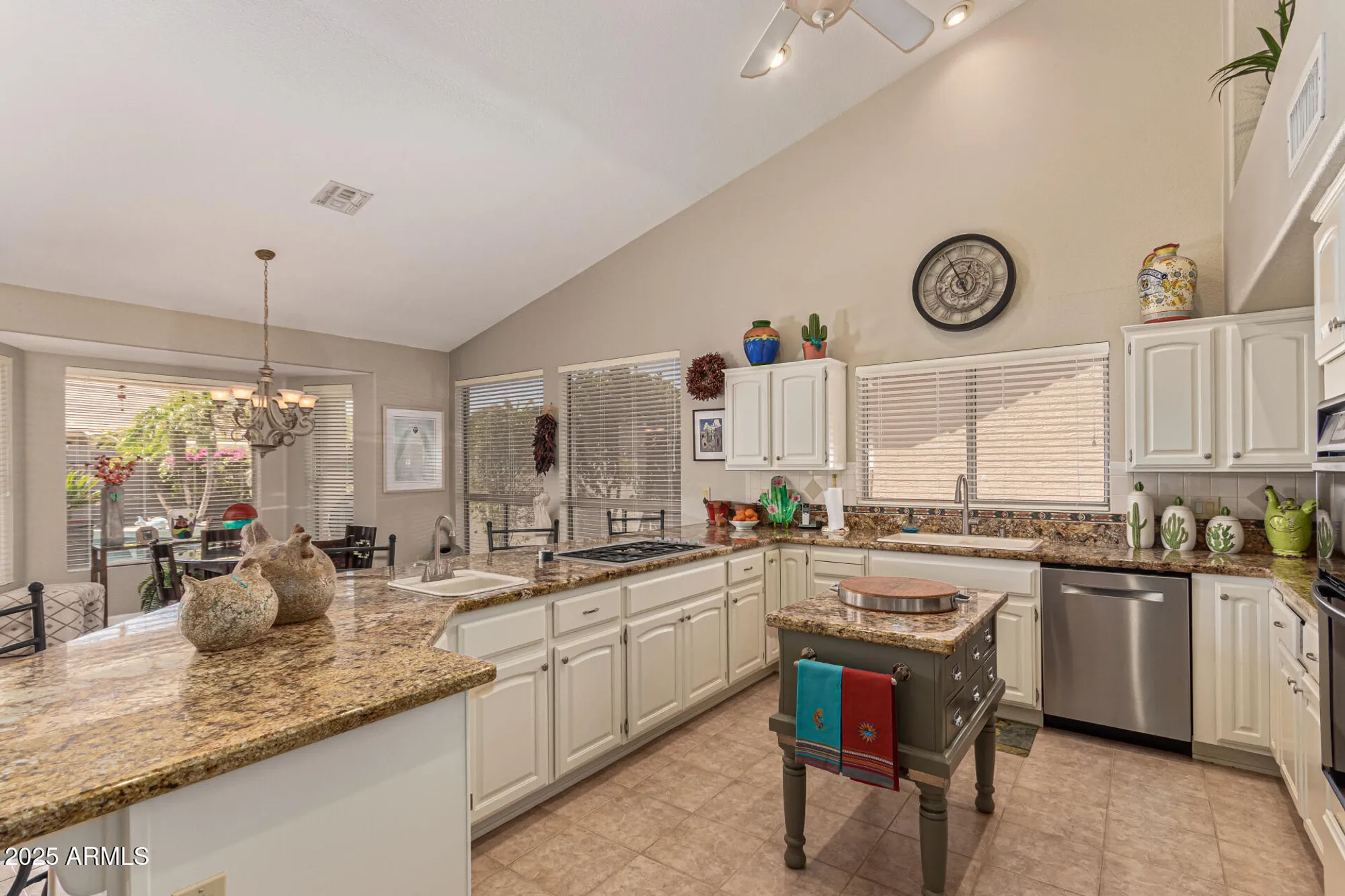 Property Slideshow image 17 of 53 | 9905 e diamond dr, Sun Lakes, AZ, 85248