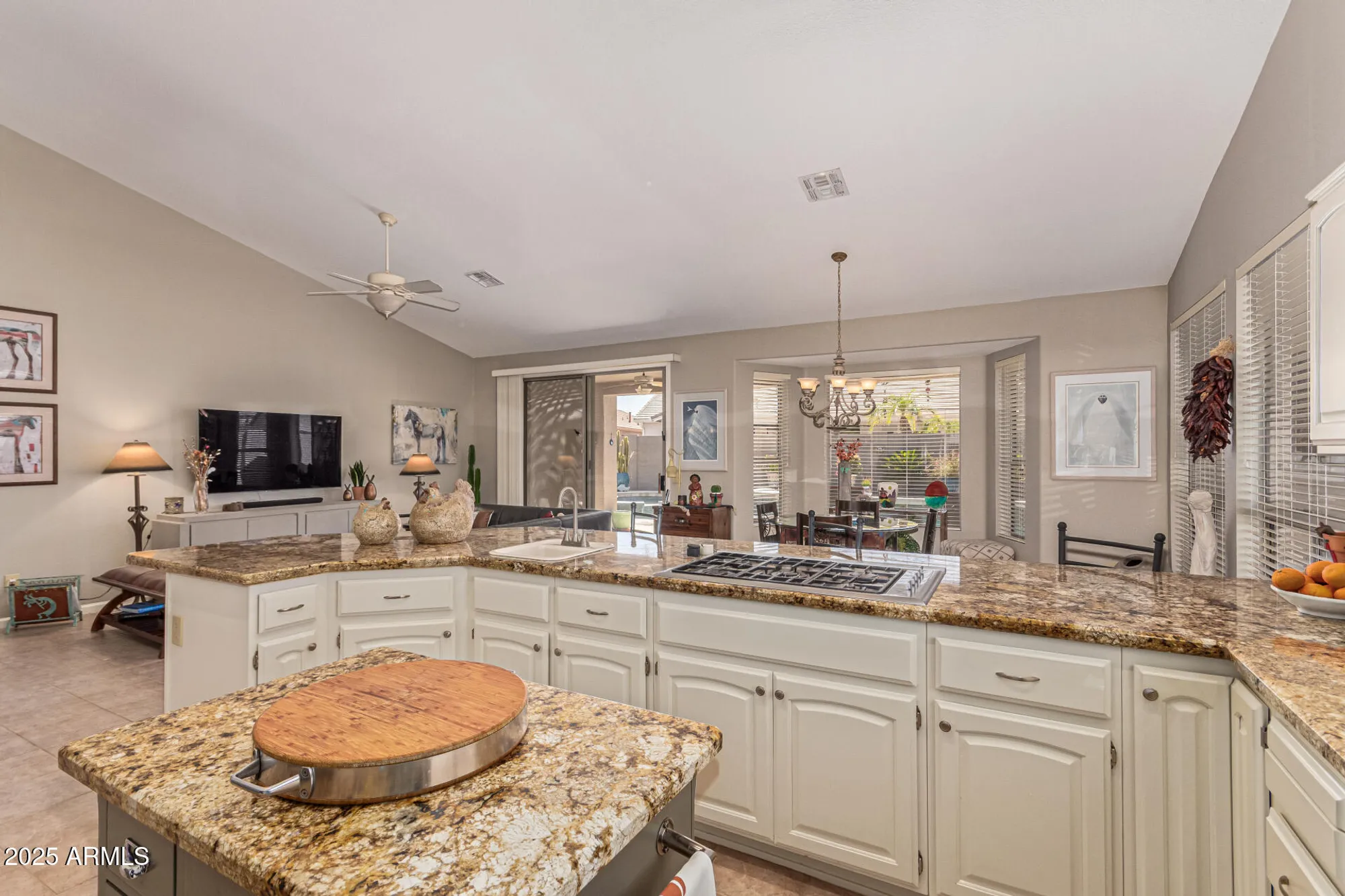 Property Slideshow image 18 of 53 | 9905 e diamond dr, Sun Lakes, AZ, 85248