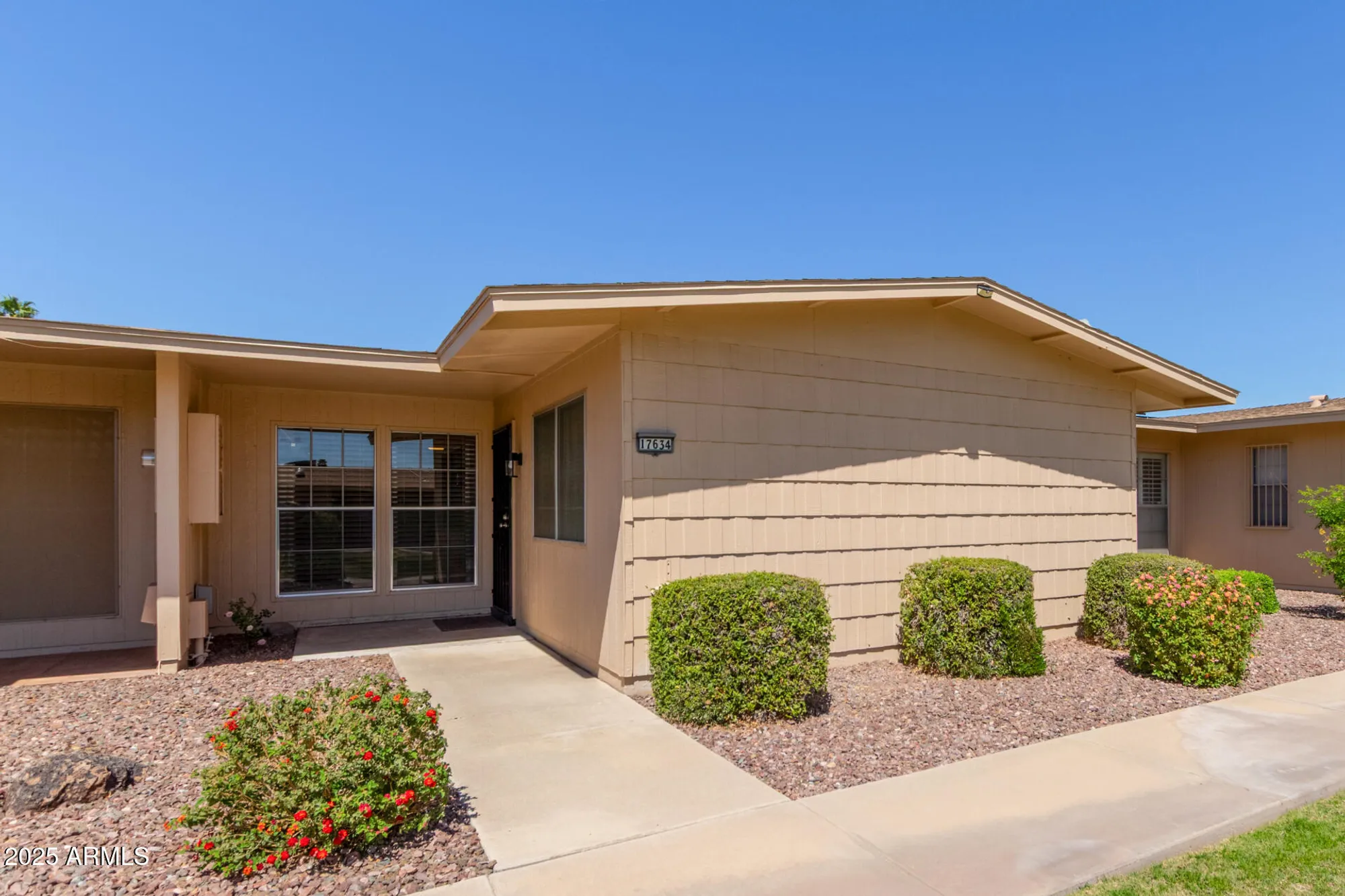 Property Slideshow image 1 of 30 | 17634 n 102nd dr, Sun City, AZ, 85373