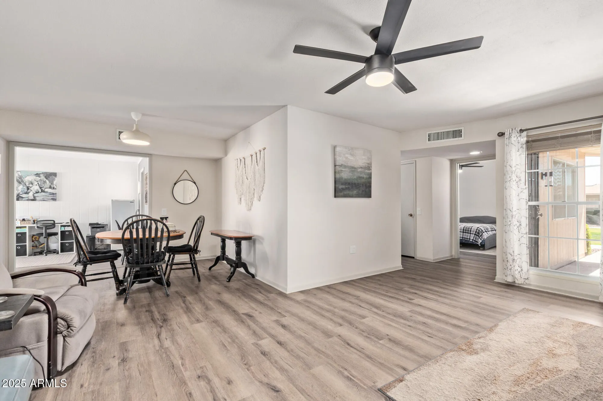 Property Slideshow image 10 of 30 | 17634 n 102nd dr, Sun City, AZ, 85373