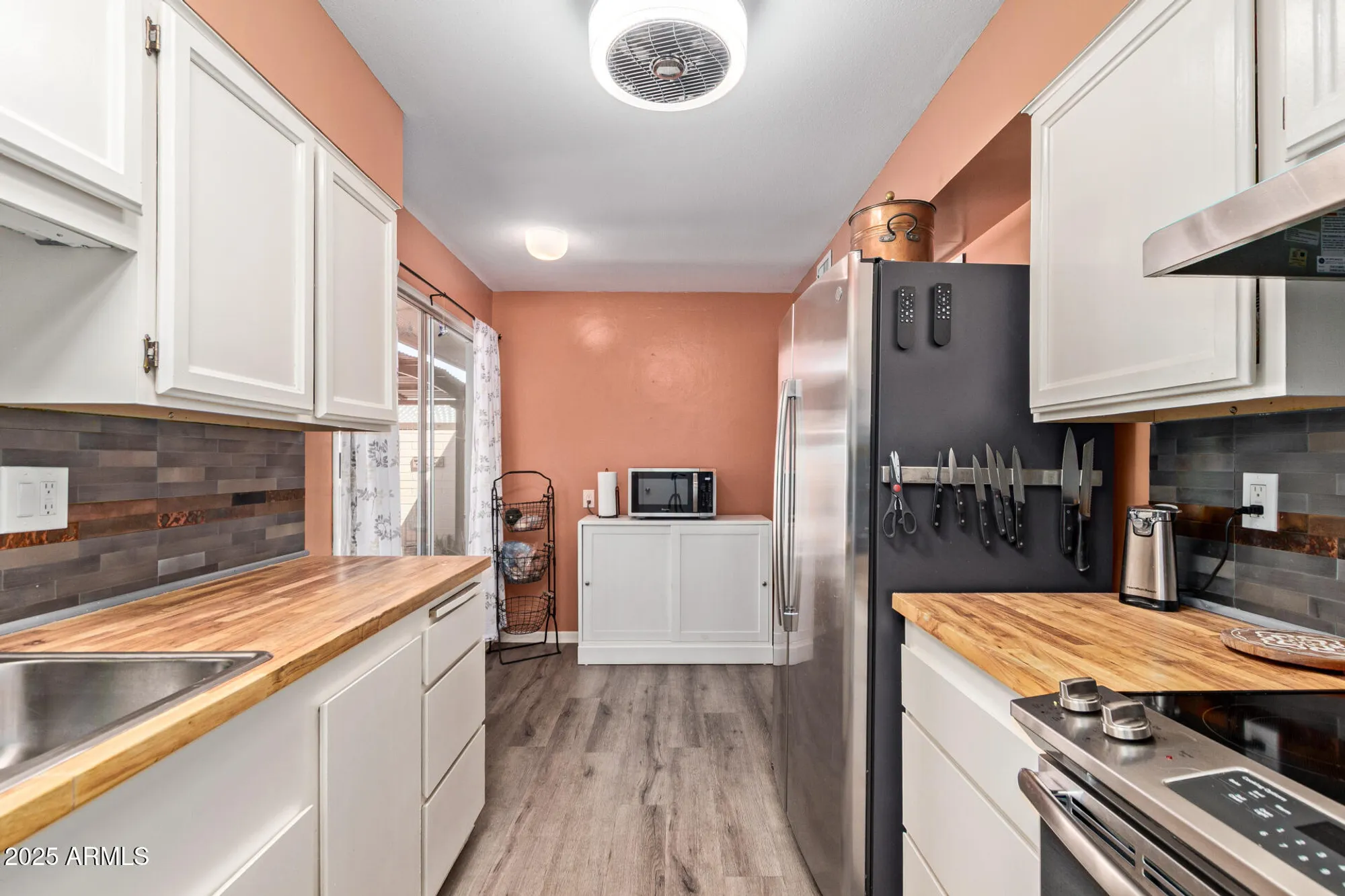 Property Slideshow image 17 of 30 | 17634 n 102nd dr, Sun City, AZ, 85373