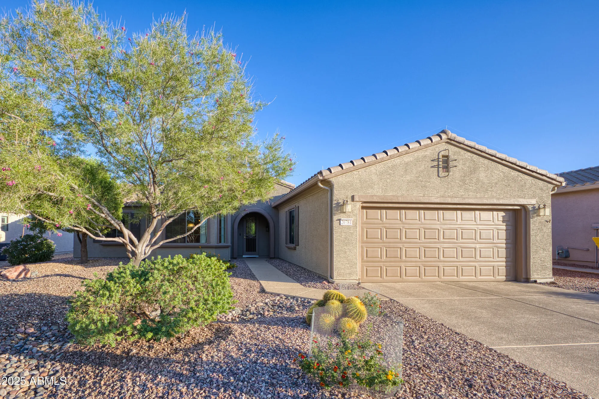 Property Slideshow image 2 of 26 | 20781 n kingpoint dr, Surprise, AZ, 85387