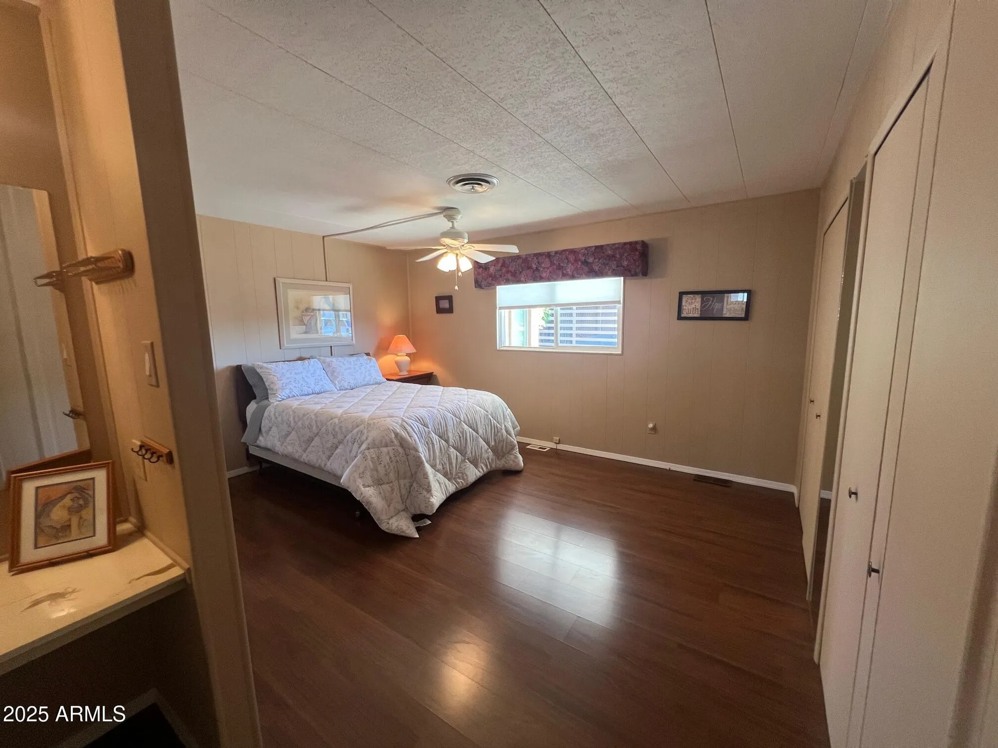 Property Slideshow image 21 of 27 | 2129 n rosburg dr, Mesa, AZ, 85215