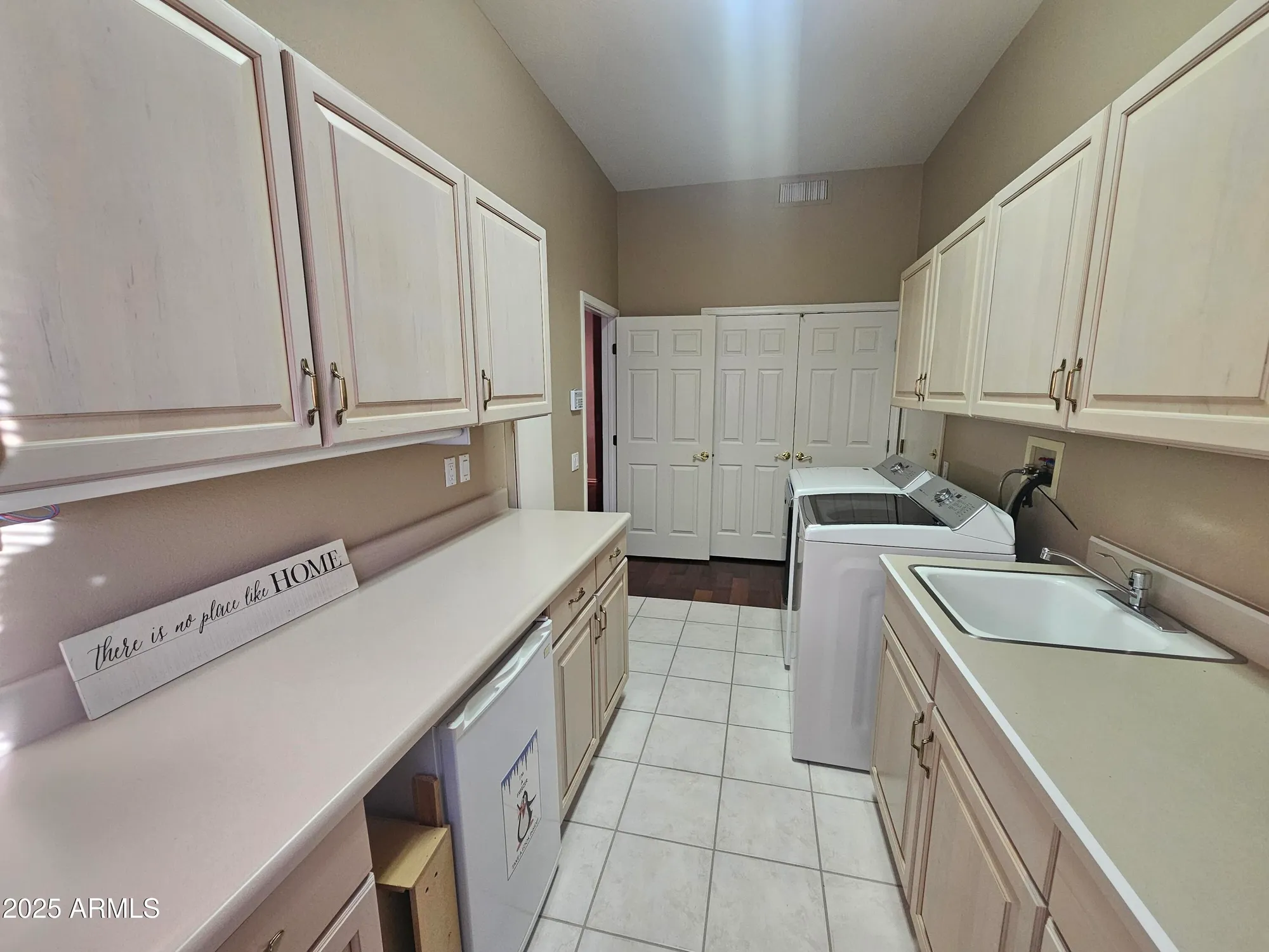 Property Slideshow image 32 of 44 | 21313 n limousine dr, Sun City West, AZ, 85375