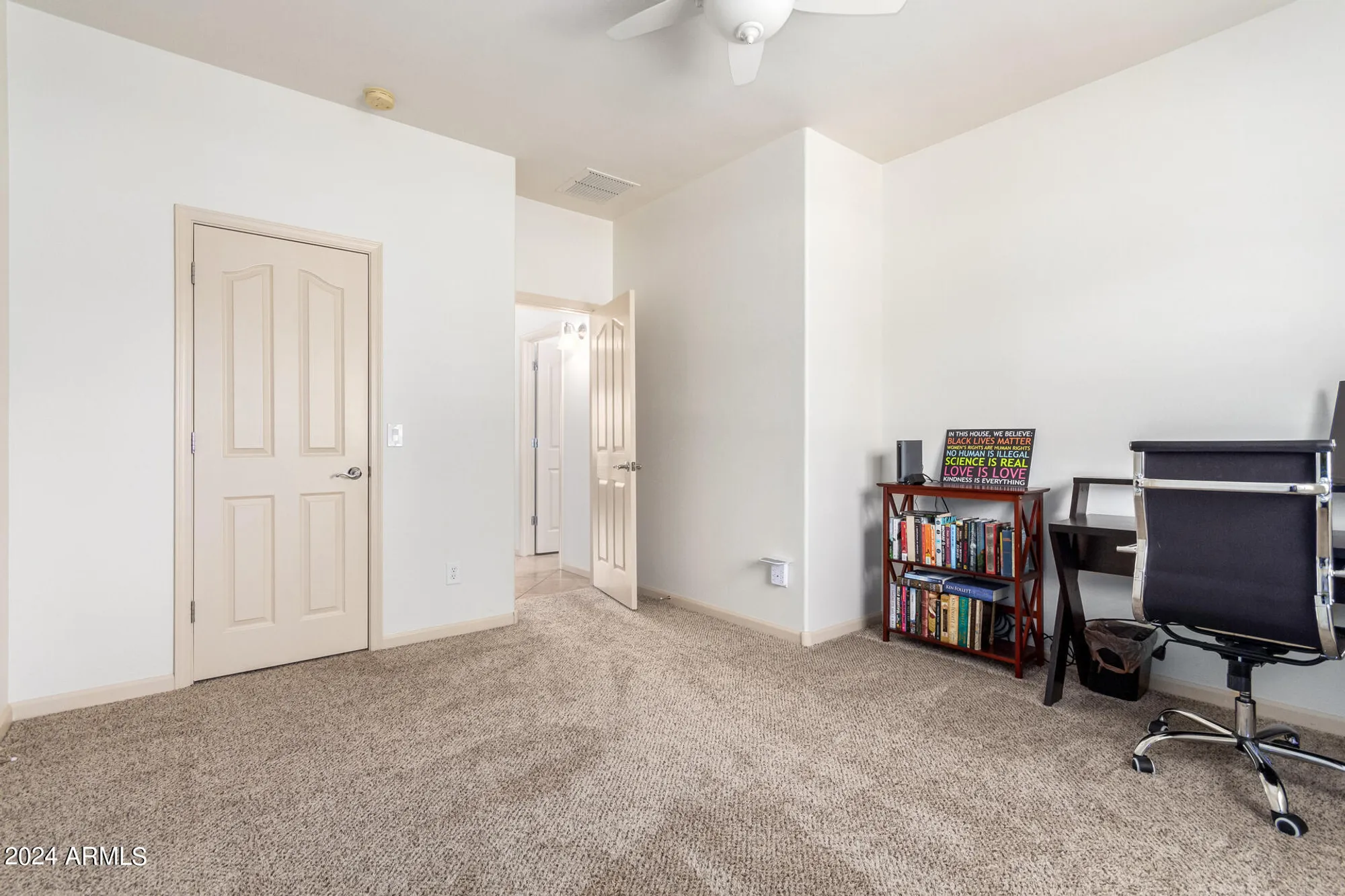 Property Slideshow image 18 of 28 | 1560 e melrose dr, Casa Grande, AZ, 85122