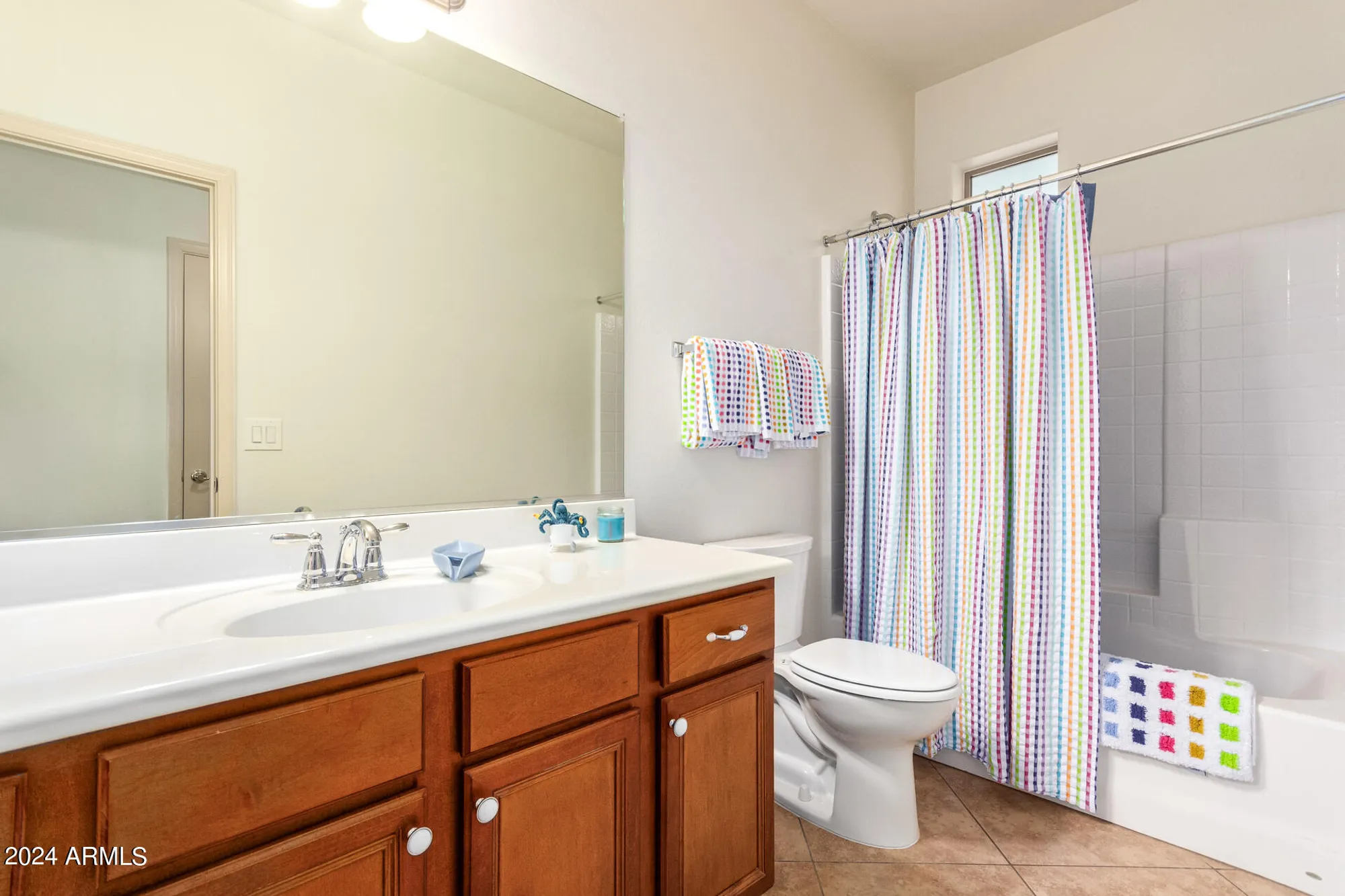 Property Slideshow image 19 of 28 | 1560 e melrose dr, Casa Grande, AZ, 85122
