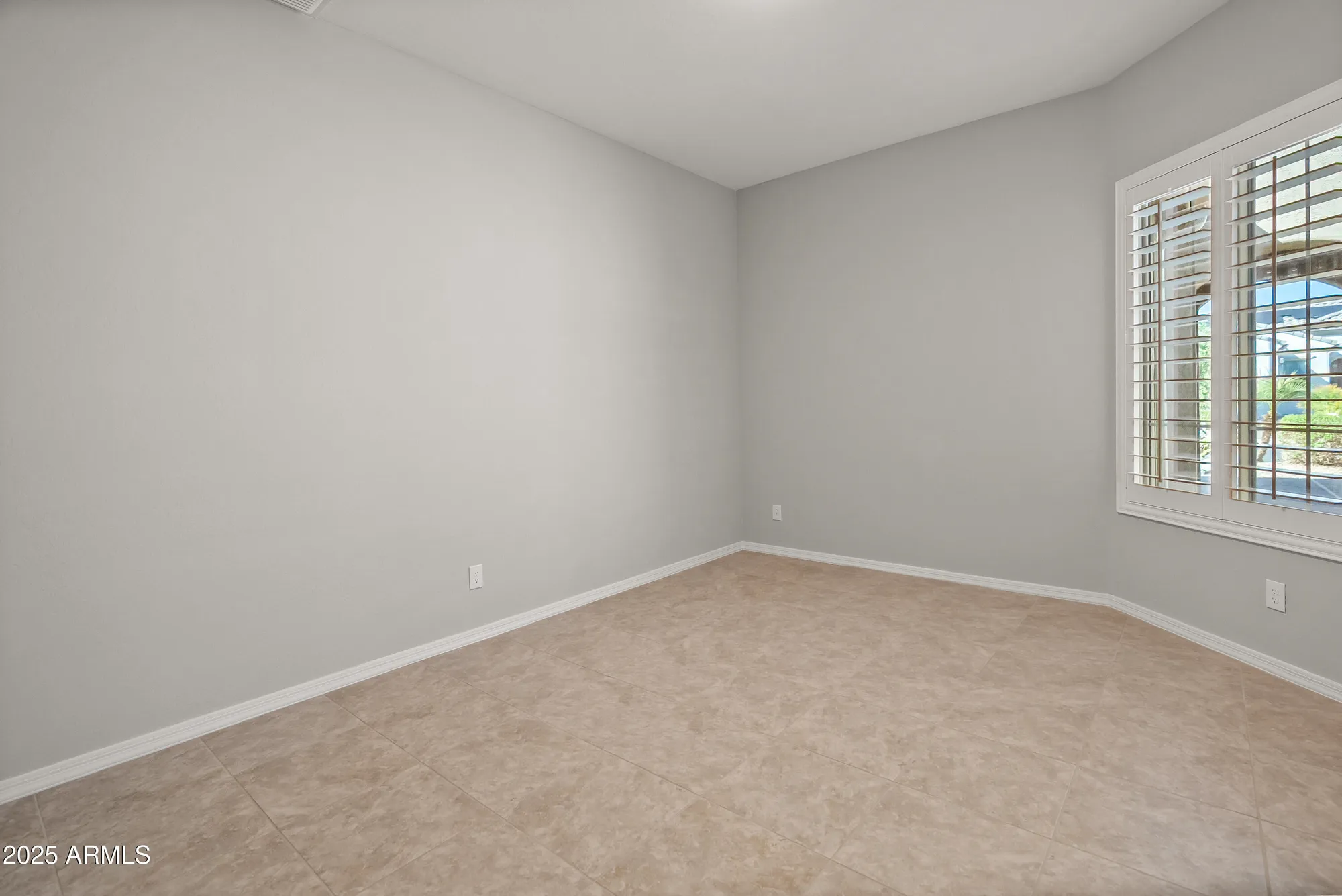 Property Slideshow image 33 of 43 | 26439 w covey ln, Buckeye, AZ, 85396