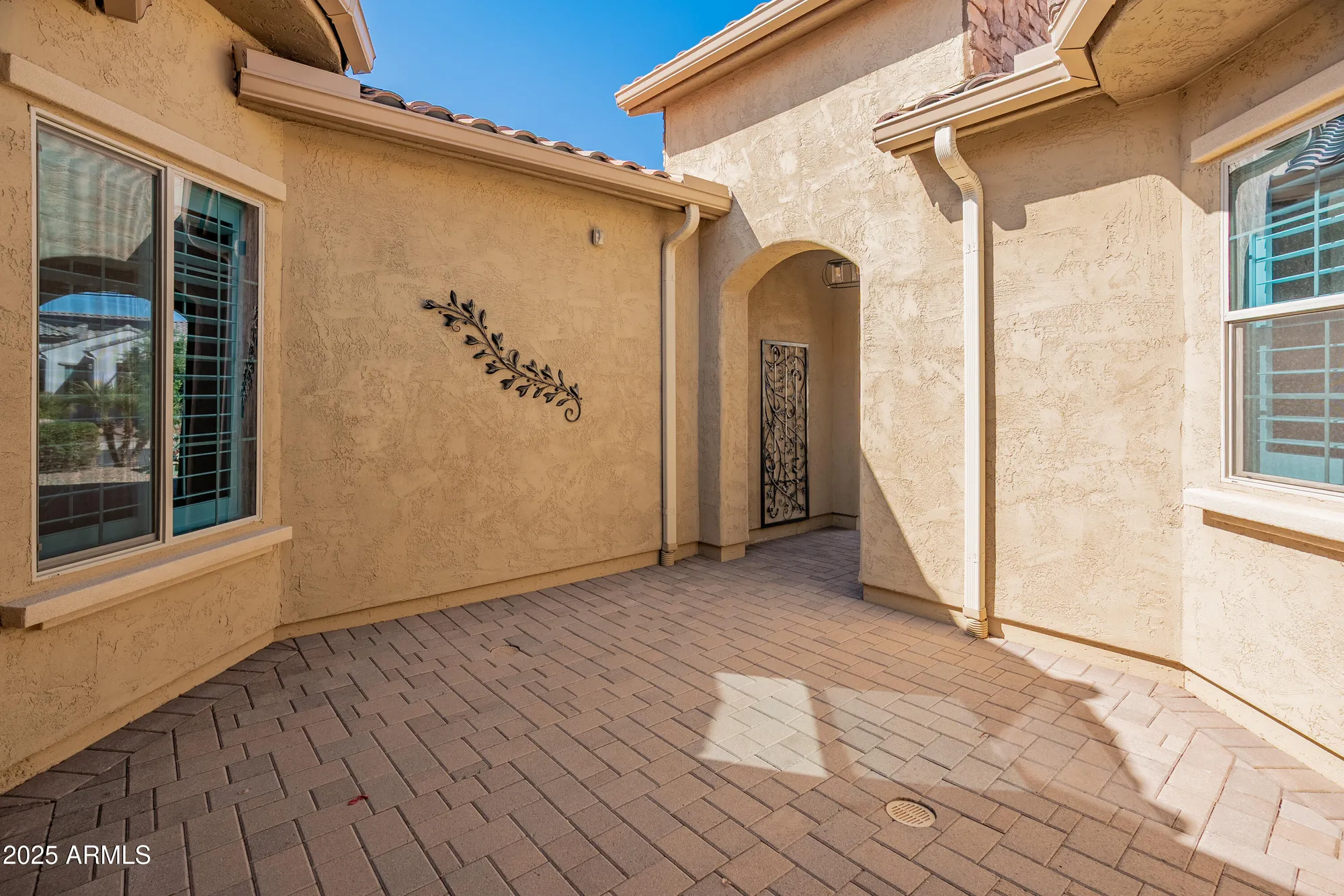 Property Slideshow image 4 of 43 | 26439 w covey ln, Buckeye, AZ, 85396