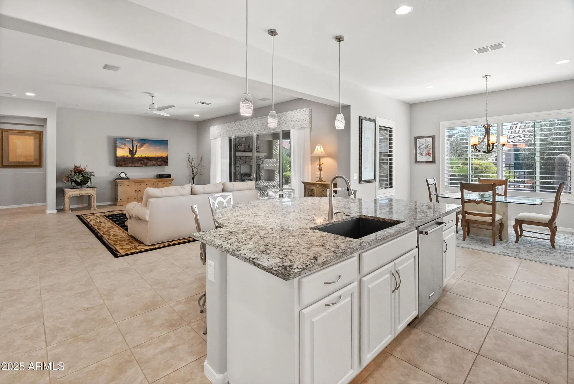 Property Slideshow image 10 of 43 | 26439 w covey ln, Buckeye, AZ, 85396