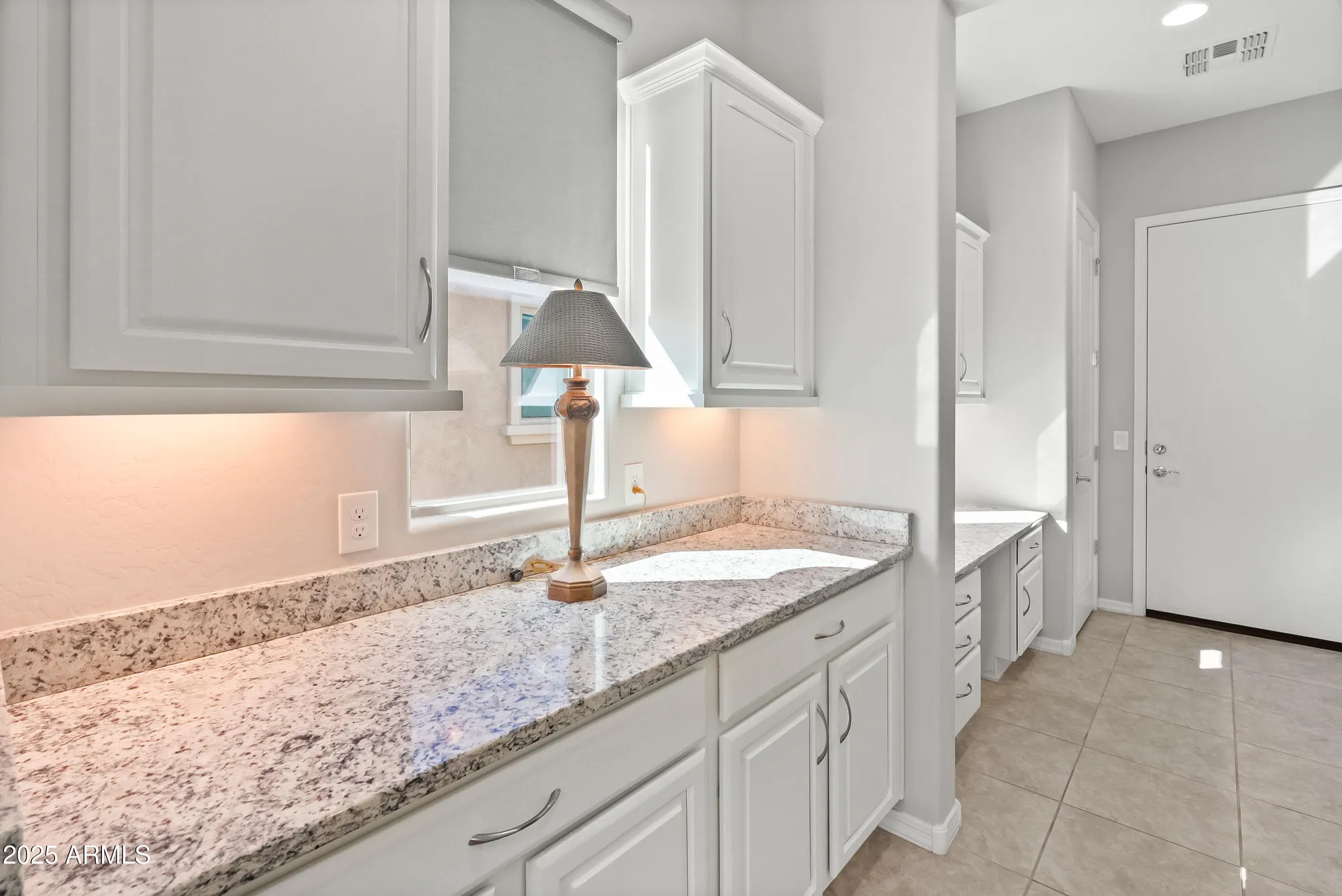 Property Slideshow image 15 of 43 | 26439 w covey ln, Buckeye, AZ, 85396