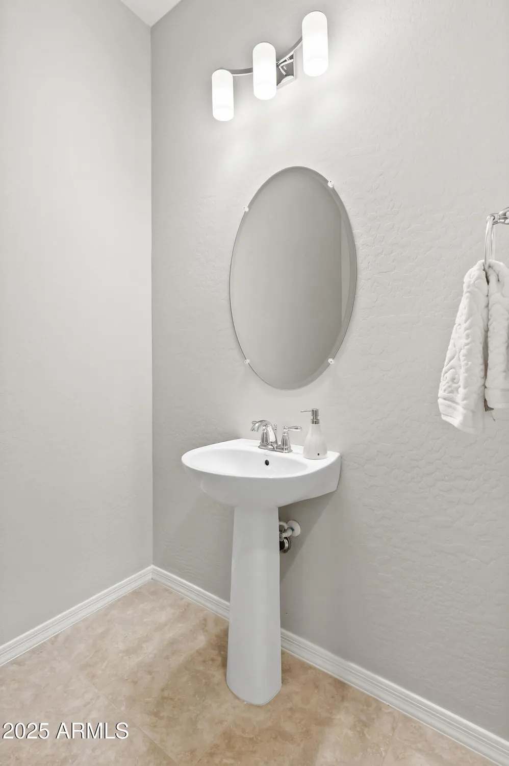 Property Slideshow image 31 of 43 | 26439 w covey ln, Buckeye, AZ, 85396