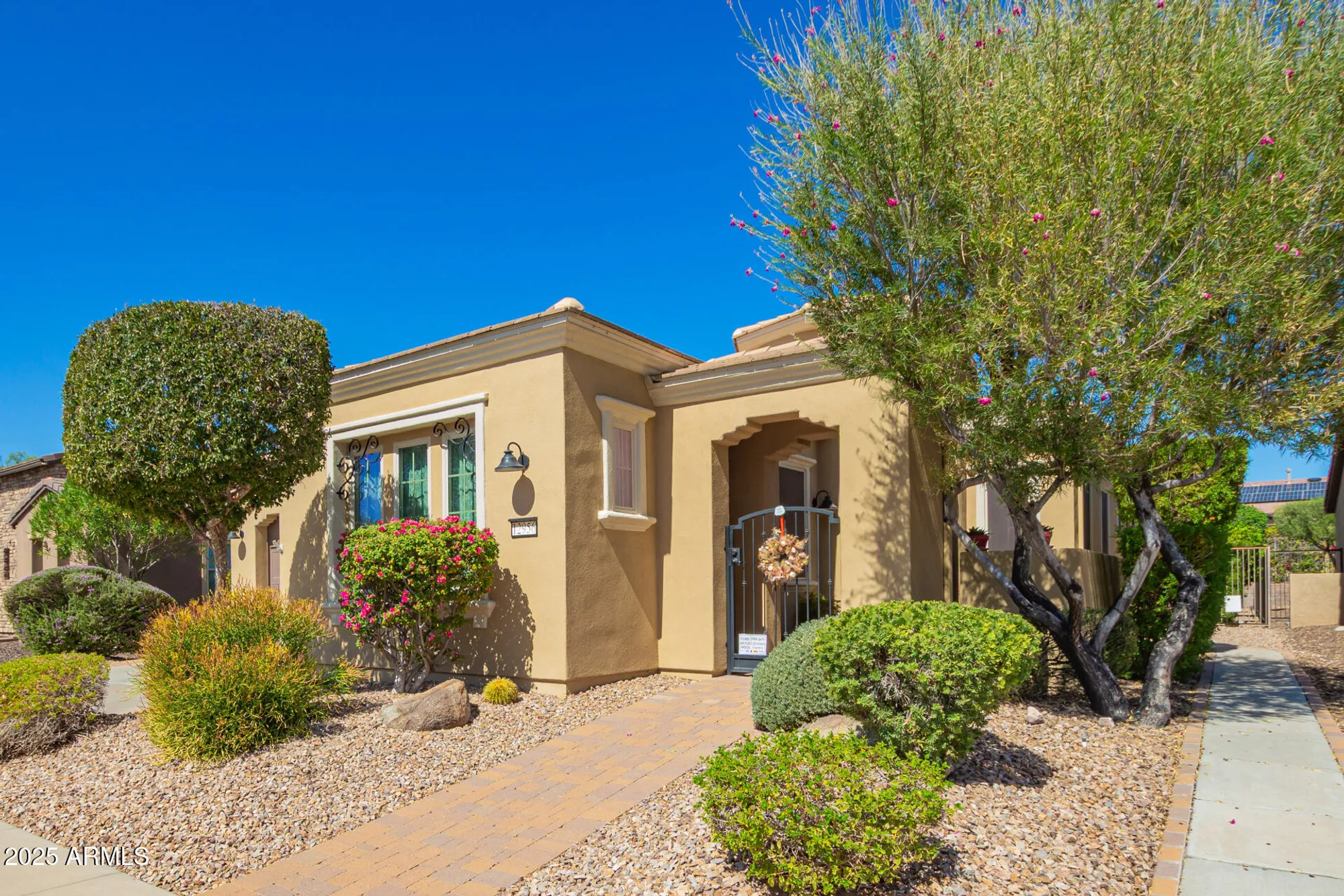 Property Slideshow image 2 of 20 | 12956 w eagle ridge ln, Peoria, AZ, 85383