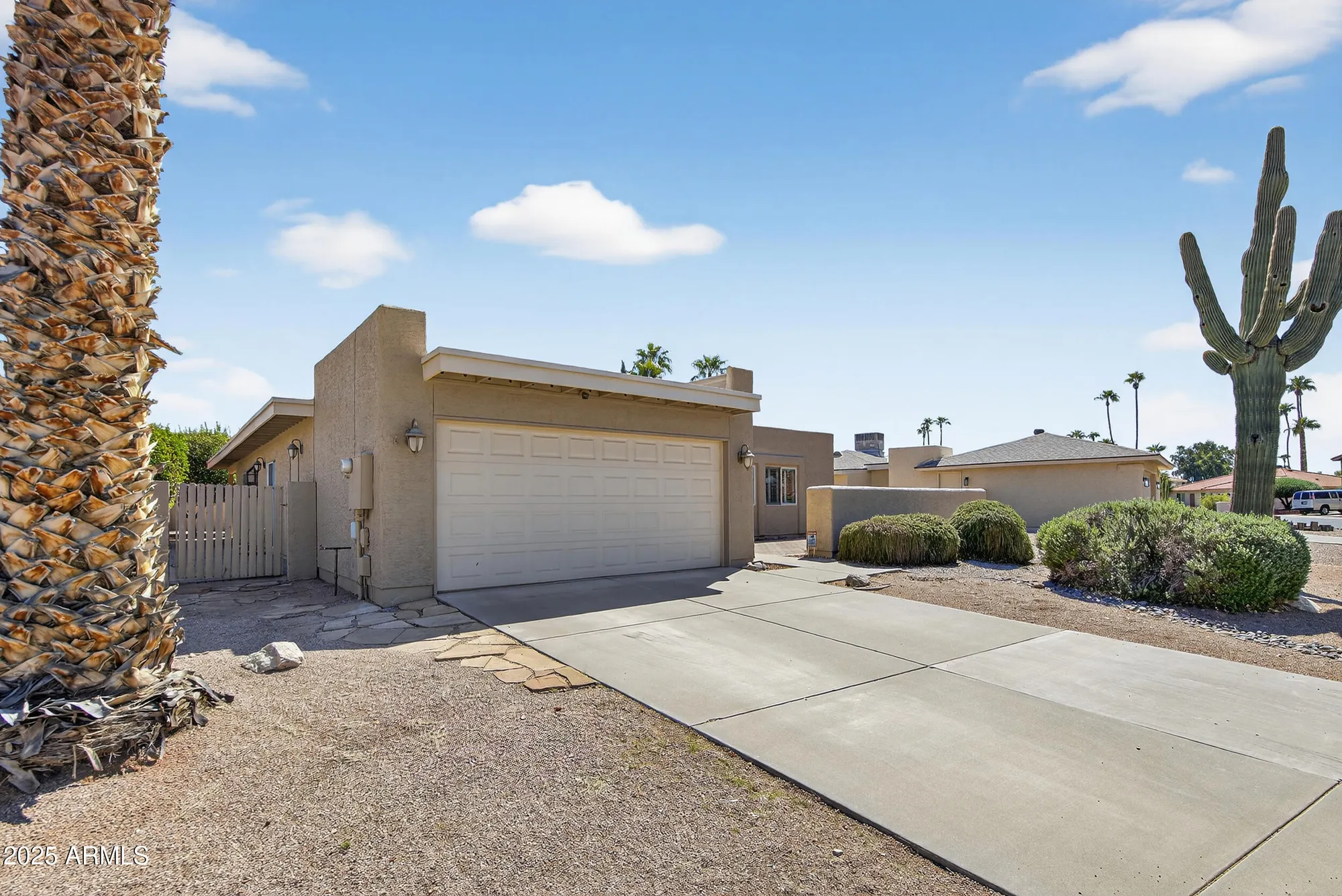 Property Slideshow image 1 of 62 | 26003 s cedarcrest dr, Sun Lakes, AZ, 85248