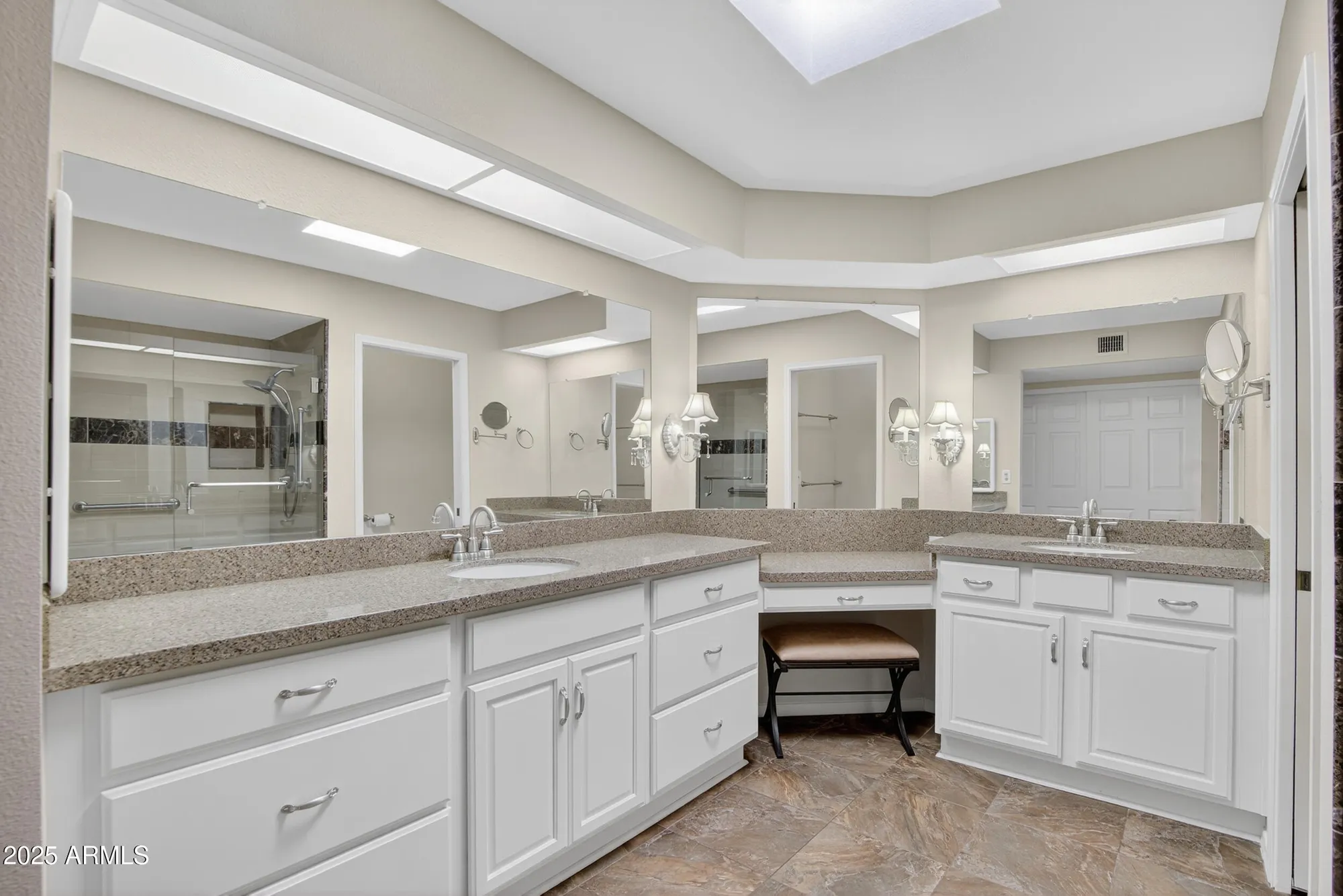 Property Slideshow image 26 of 62 | 26003 s cedarcrest dr, Sun Lakes, AZ, 85248